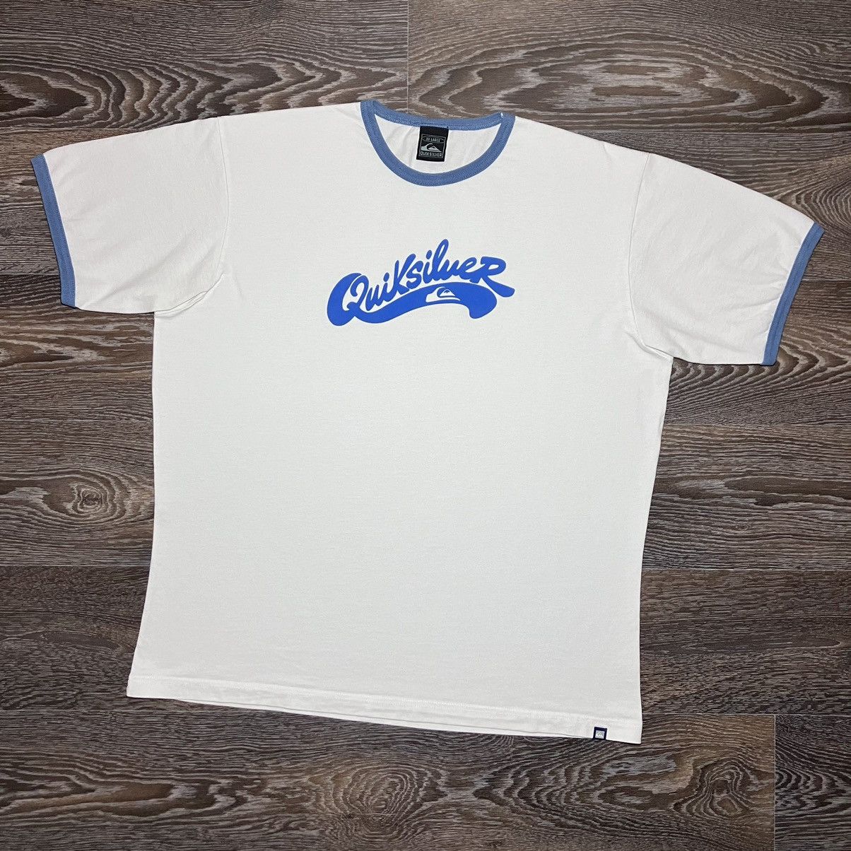 Quiksilver Vintage QUIKSILVER Velour Chest Logo T-shirt Size US L / EU 52-54 / 3 - 1 Thumbnail