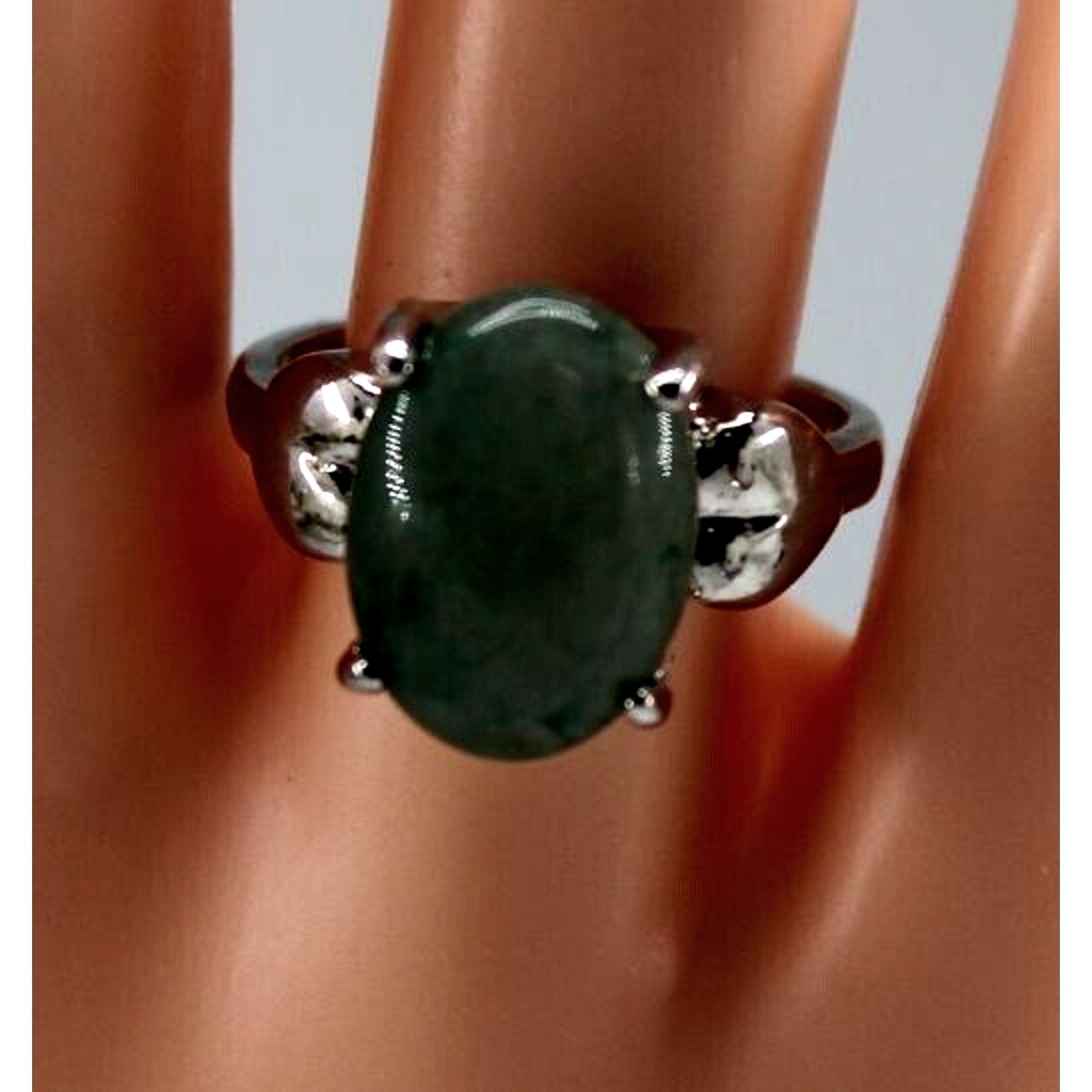 Other Natural Moss Green Nephrite Stone Ring • Silvertone • Sz 7.5 Size ONE SIZE - 2 Thumbnail