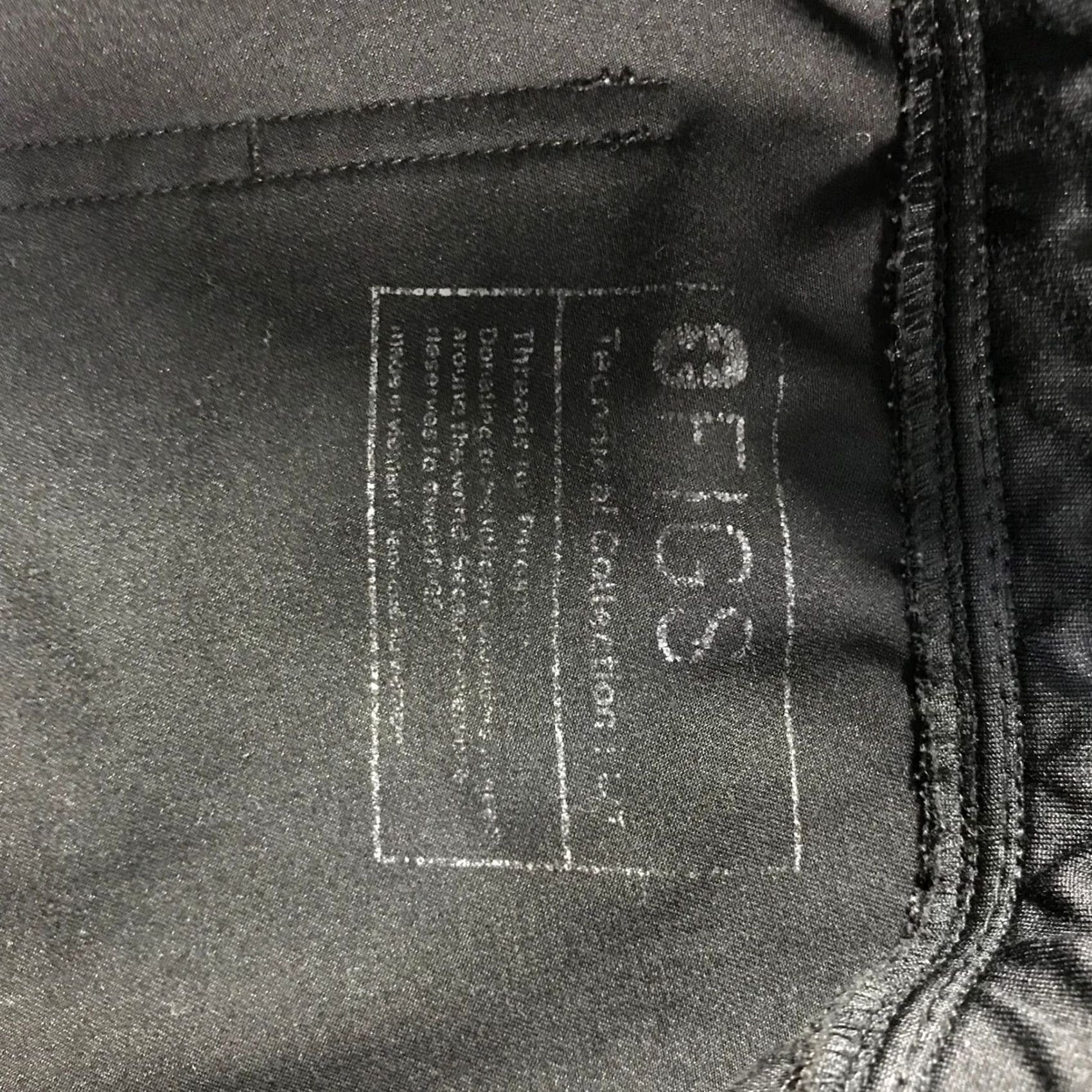 Vintage FIGS Technical Collection Black Scrub Jogger Pants Womens Size S Size 28" / US 6 / IT 42 - 7 Thumbnail