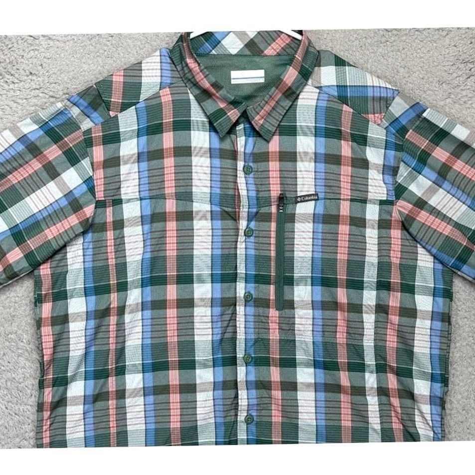 Vintage Columbia Shirt Mens Large Green Nylon Hiking Button Up Vented Collared Short Sleeve Misc Casual Outdoor Size US L / EU 52-54 / 3 - 2 Thumbnail