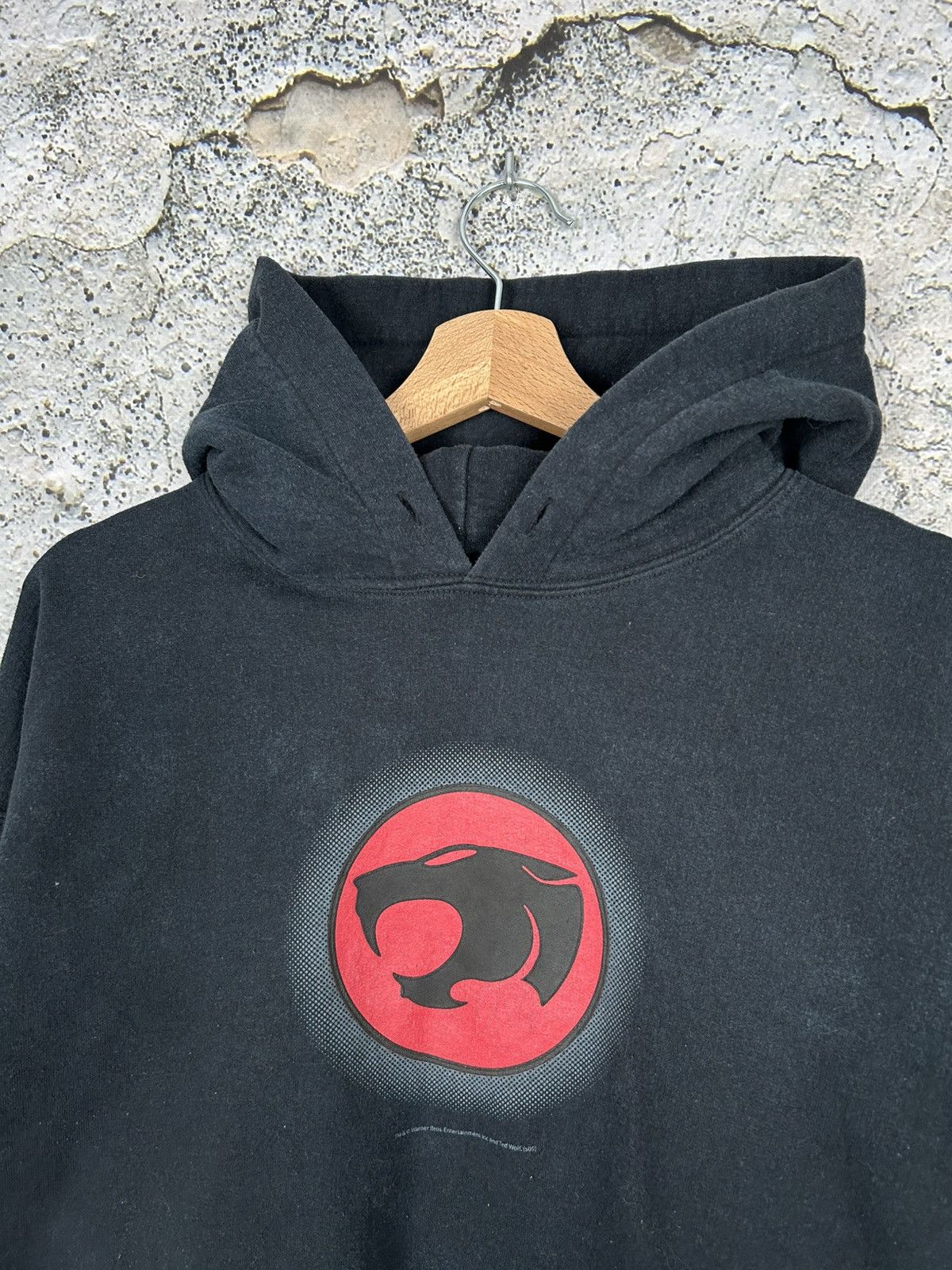 Vintage Vintage Ted Wolf Warner Bros Cartoon Movie Hoodie 2005 Size US M / EU 48-50 / 2 - 3 Thumbnail
