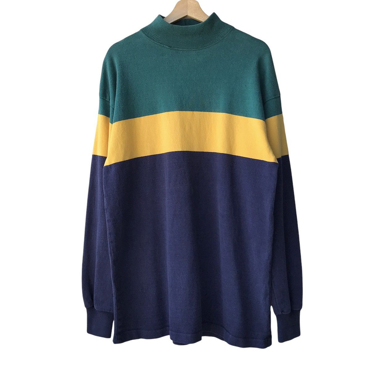 L.L. Bean × Vintage L.L Bean USA Vintage 1990s Turtle Neck Outdoor Sweatshirt Size US L / EU 52-54 / 3 - 1 Thumbnail