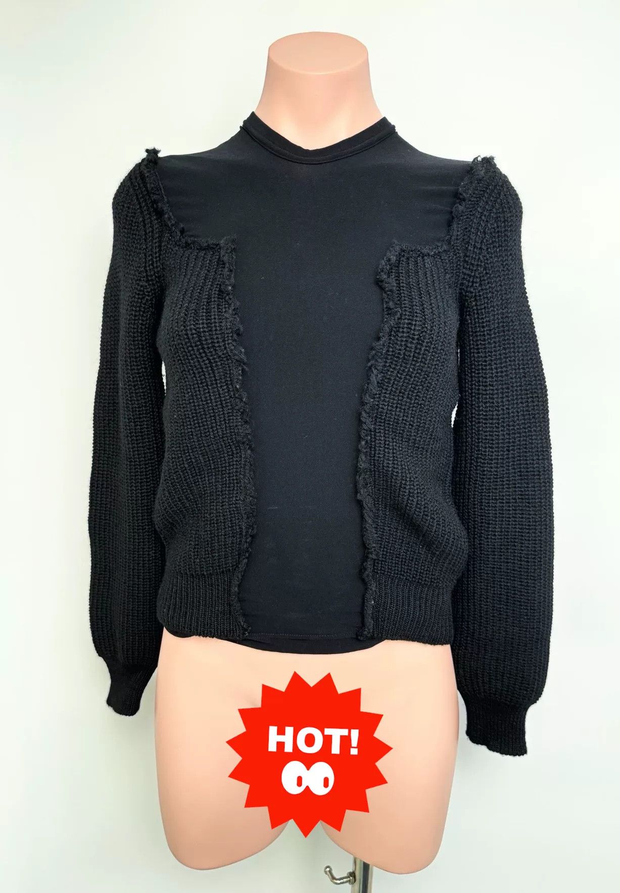 Comme des Garcons Comme des Garçons Knit Top with Button Detail Size S / US 4 / IT 40 - 1 Thumbnail
