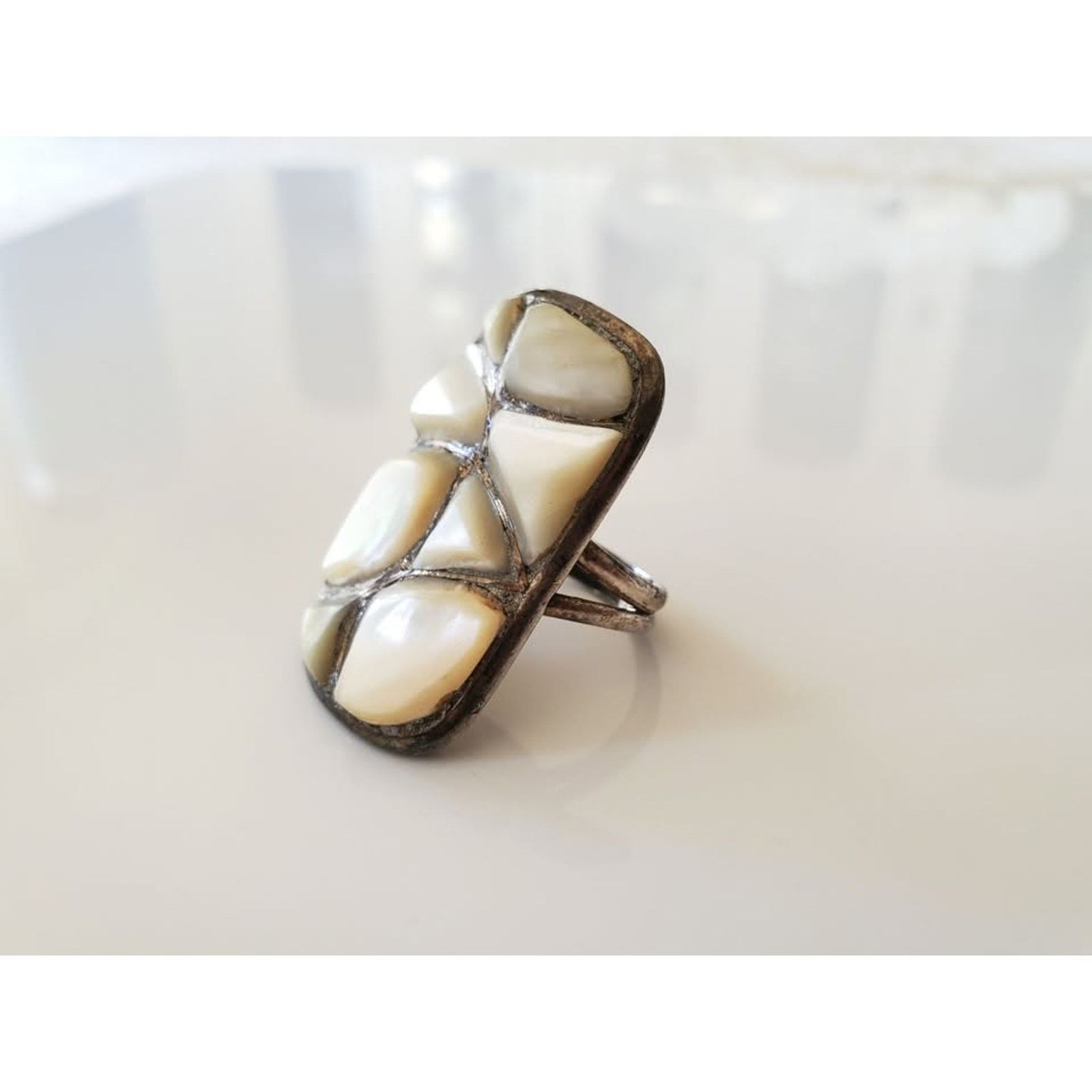 Other Vintage Sterling Silver Southwestern Mother of Pearl Ring Size ONE SIZE - 2 Thumbnail