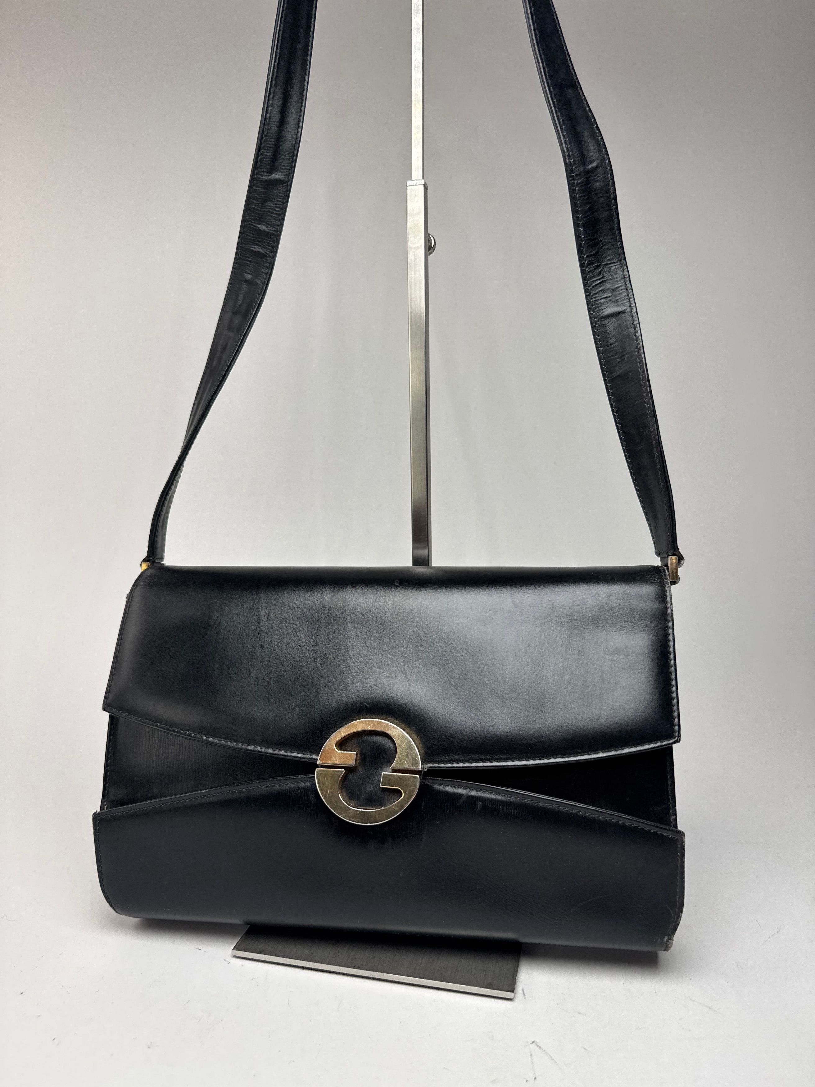 Gucci Vintage Leather Shoulder Bag Black Size ONE SIZE - 1 Thumbnail