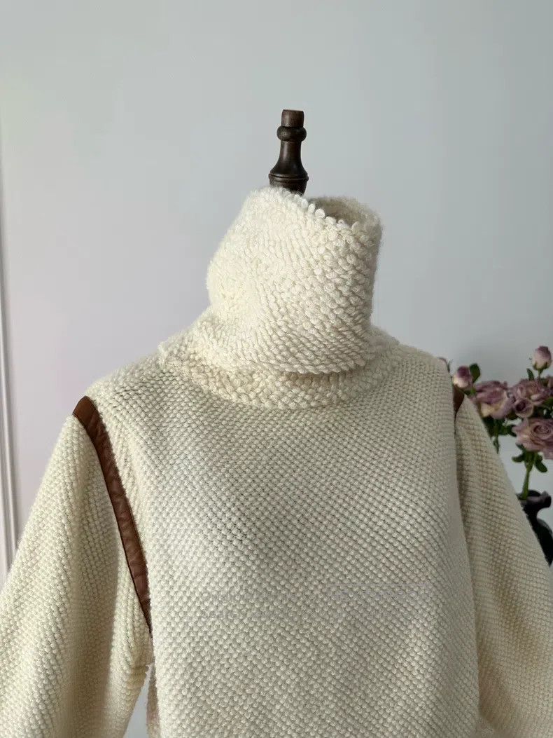 Hermes Hermes Women's Cashmere Casual High Neck Knit Sweater, Bei Size XS / US 0-2 / IT 36-38 - 5 Thumbnail