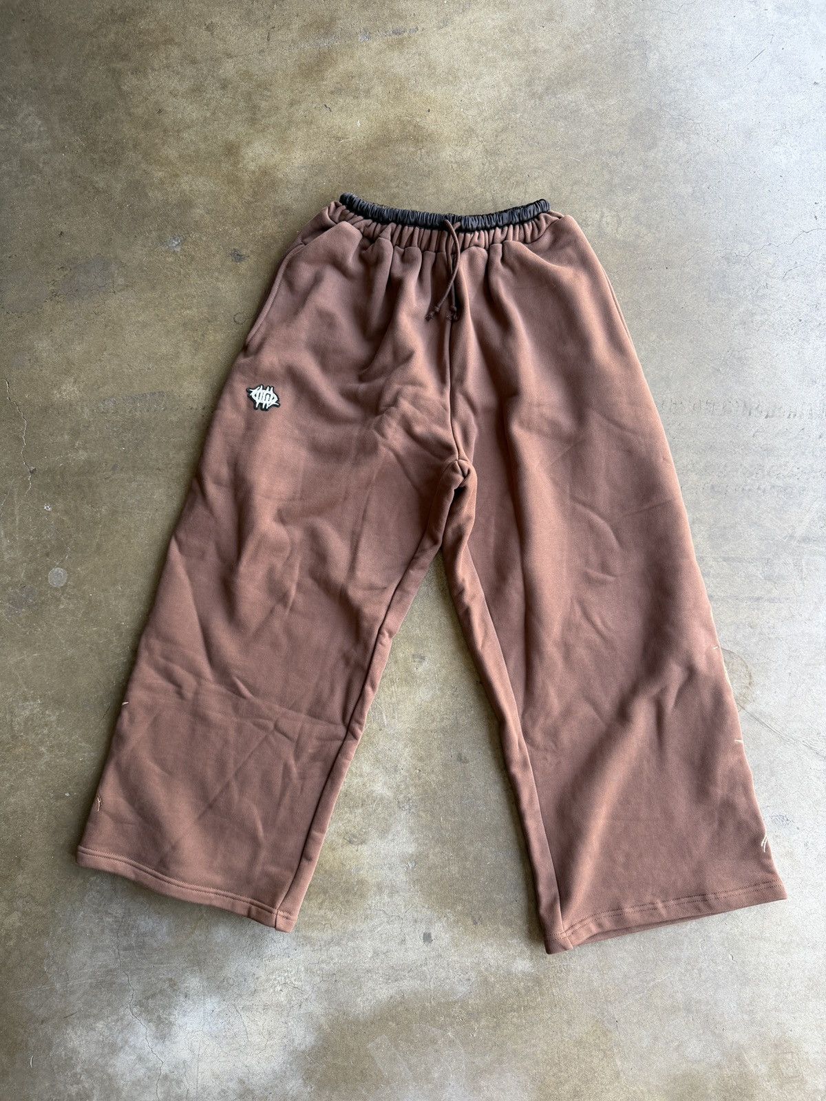 Ultrawrld - TRIBAL BROWN SWEATPANTS