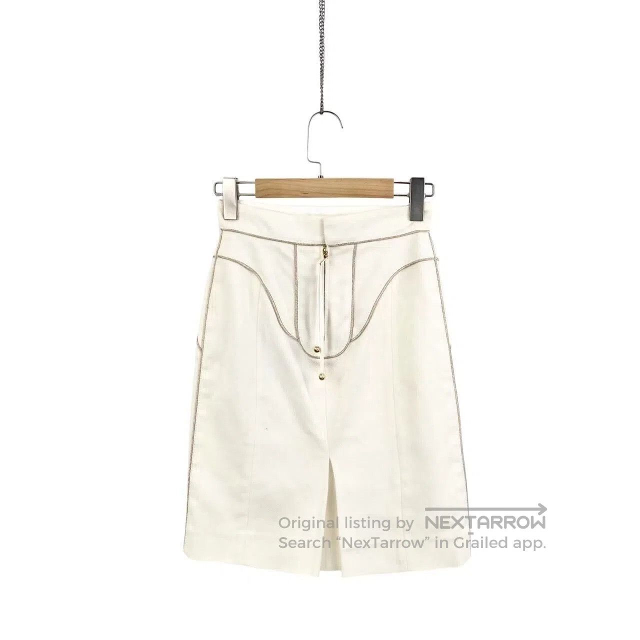 Louis Vuitton Louis Vuitton A gold-rimmed white skirt| Size 42" / US 20 - 1 Thumbnail