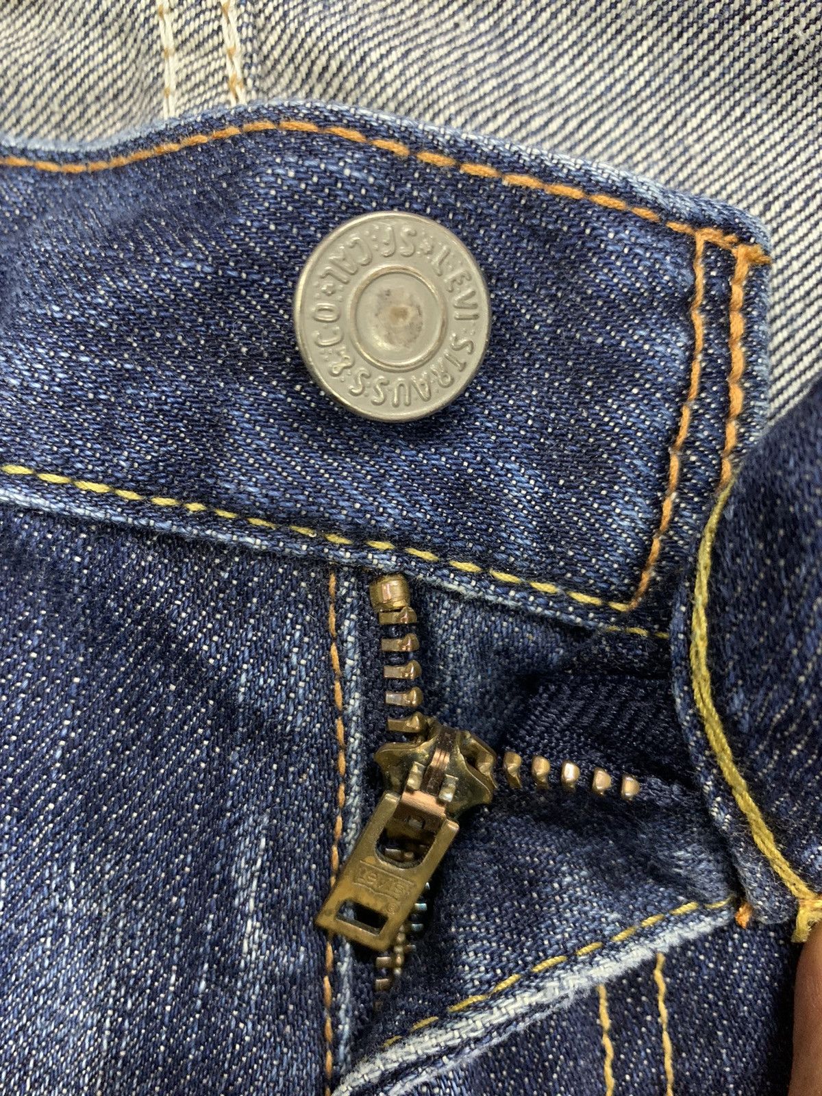 Levi's Faded Levi's 703 mud wash. Size US 30 / EU 46 - 8 Thumbnail