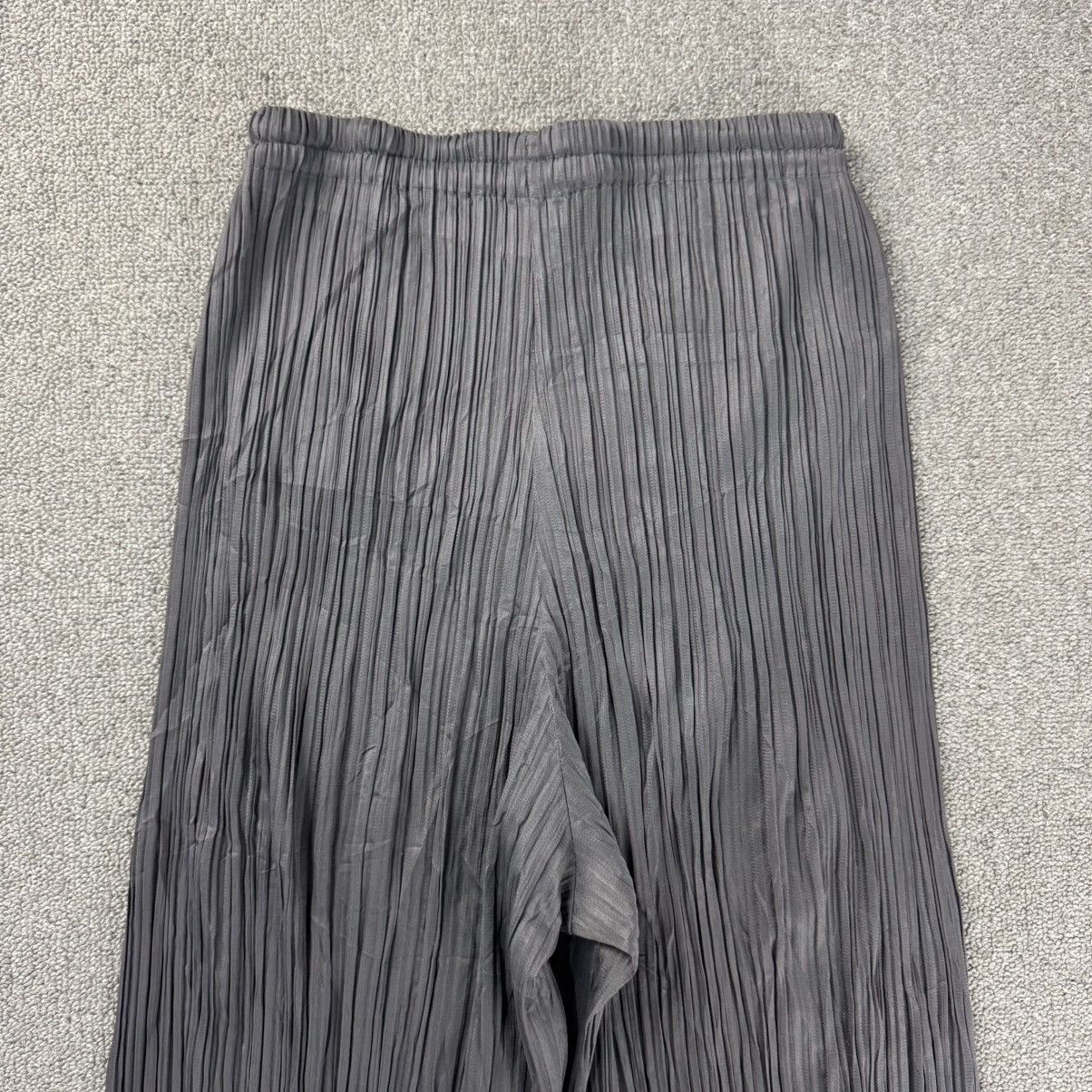 Pleats Please Issey Miyake Pleats Please - Issey Miyake - Pleated Gray Pants Size 23" - 6 Thumbnail
