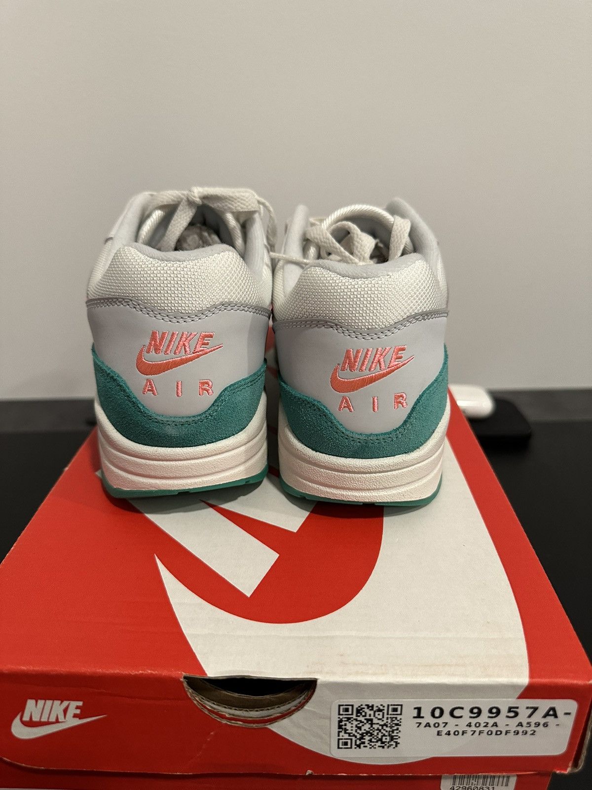 Nike Air max 1 watermelon Size US 8.5 / EU 41-42 - 4 Thumbnail