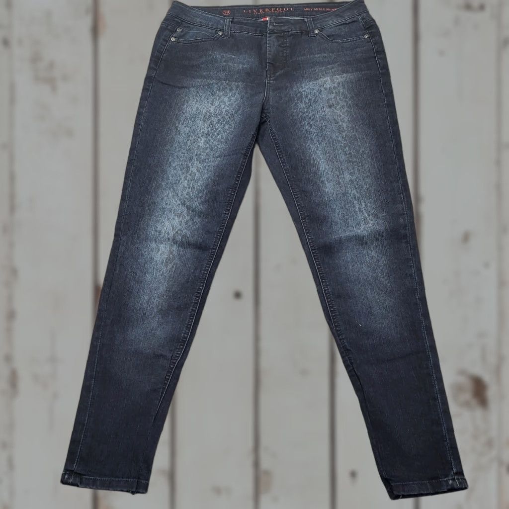 Vintage Liverpool Jeans Women's Size 10 Dark Blue Cheetah Print Abby Ankle Skinny Denim Jeans Shirt? Size 32" / US 10 / IT 46 - 1 Thumbnail