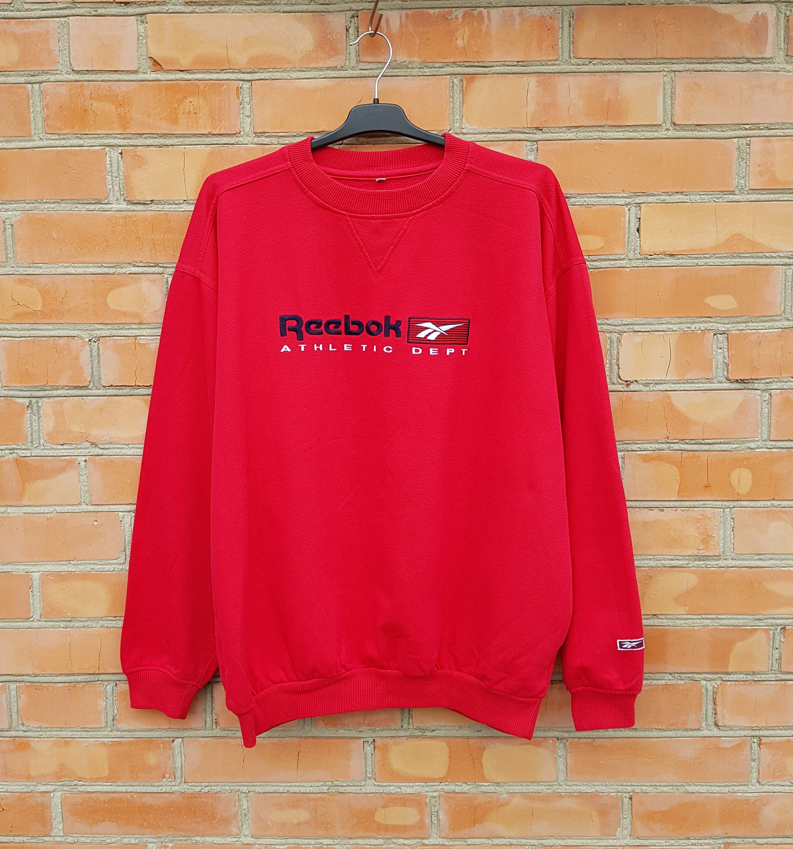 Reebok Vintage Reebok 90s Sweatshirt Pullover Center Logo y2k sz XL Size US XL / EU 56 / 4 - 1 Thumbnail
