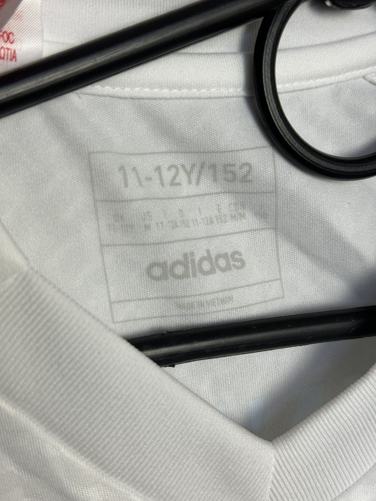 Adidas KIDS New Real Madrid 24/25 Home Vinicius Jr Football Jersey Size US XS / EU 42 / 0 - 6 Thumbnail