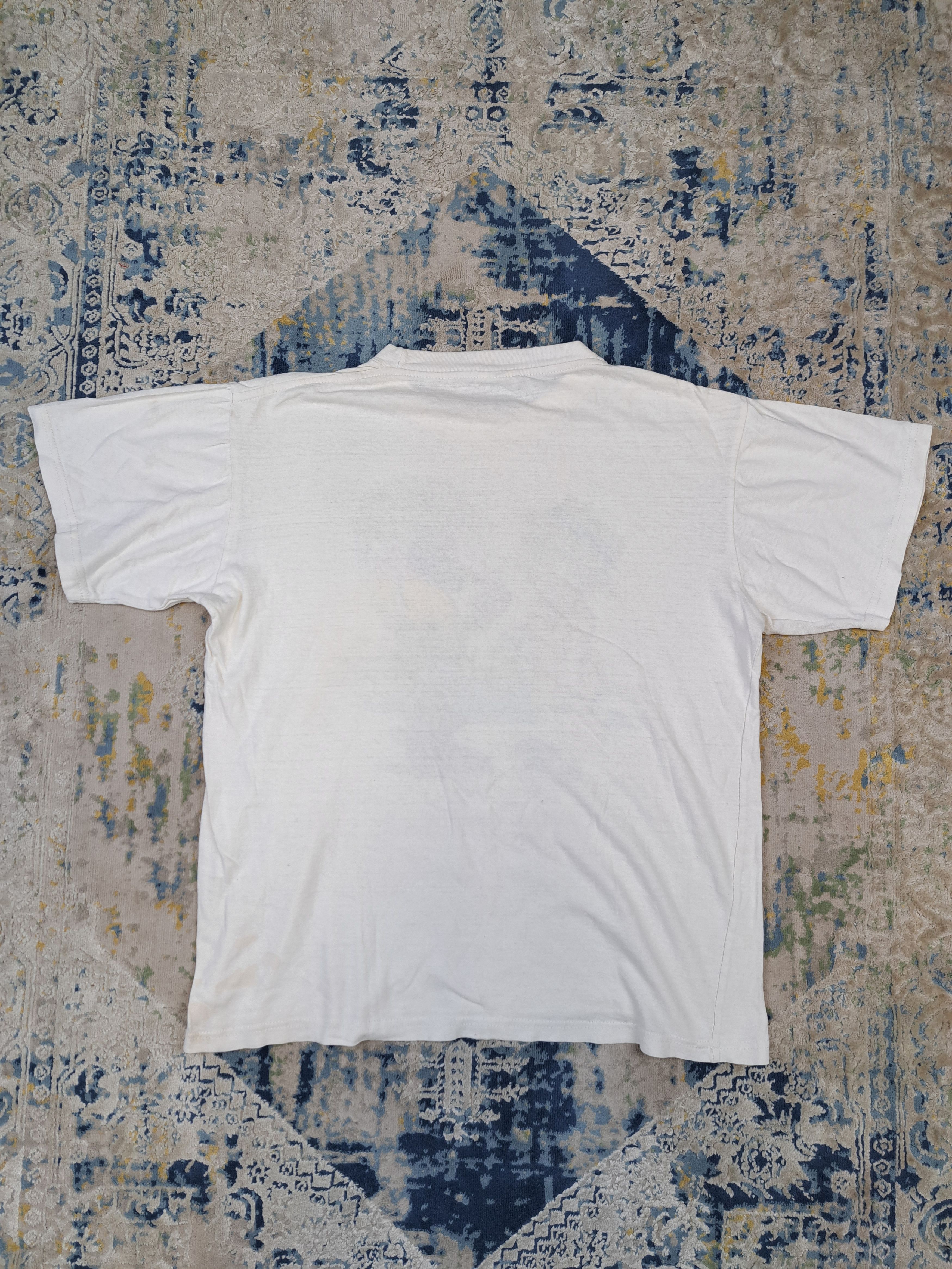 Vintage Vintage 90s "Same Shit Different Island" Funny Parody Tee Size US L / EU 52-54 / 3 - 4 Thumbnail