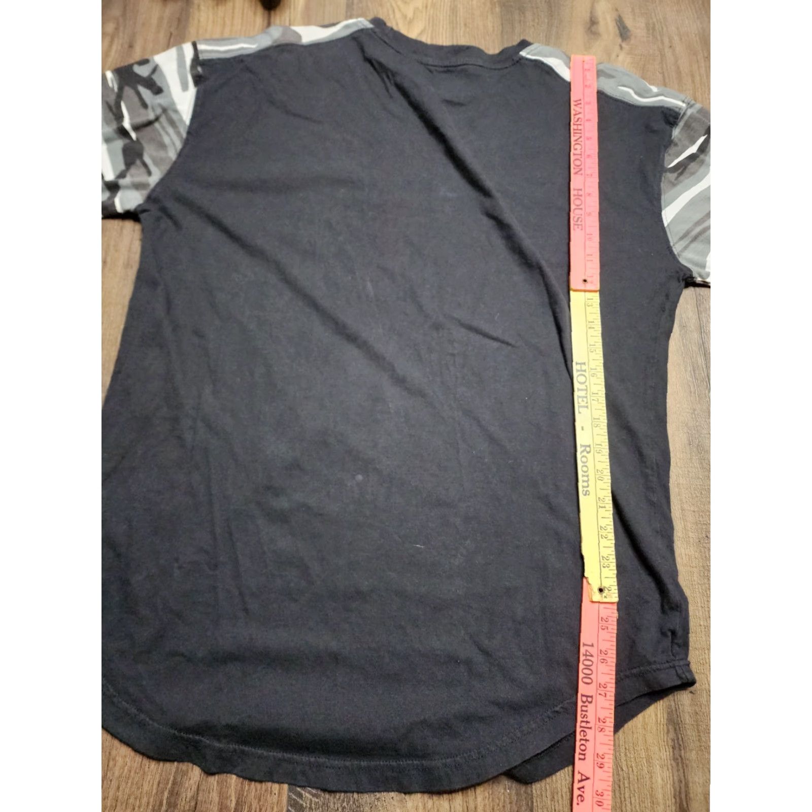Vintage Livesore Patriotic Camo Sleeve Workout T-Shirt Mens XL Black Cotton Short Sleeve CrossFit Gym Power Lift Size US XL / EU 56 / 4 - 2 Thumbnail