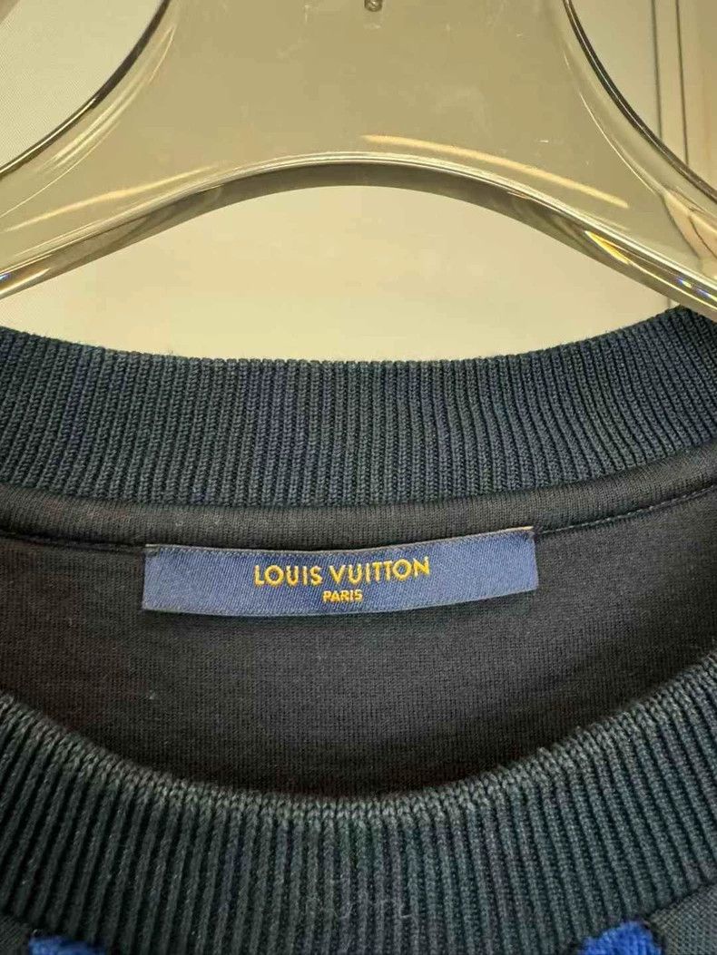 Louis Vuitton Louis Vuitton Blue and green colorful gradient long sleeves Size US XL / EU 56 / 4 - 3 Thumbnail