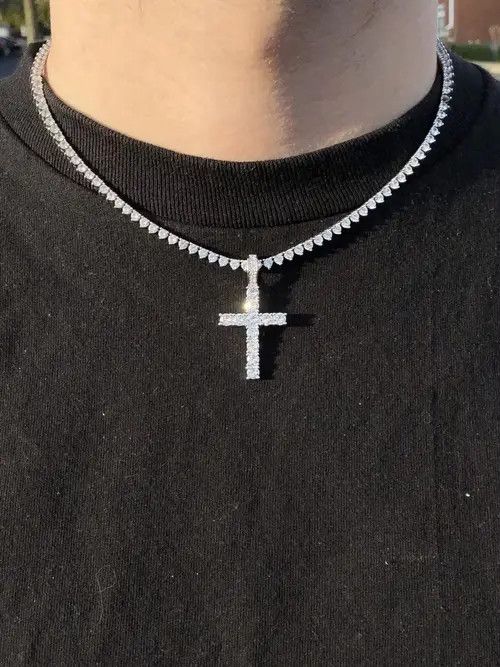 Japanese Brand *NEW* Diamond Cross Necklace Size ONE SIZE - 1 Thumbnail