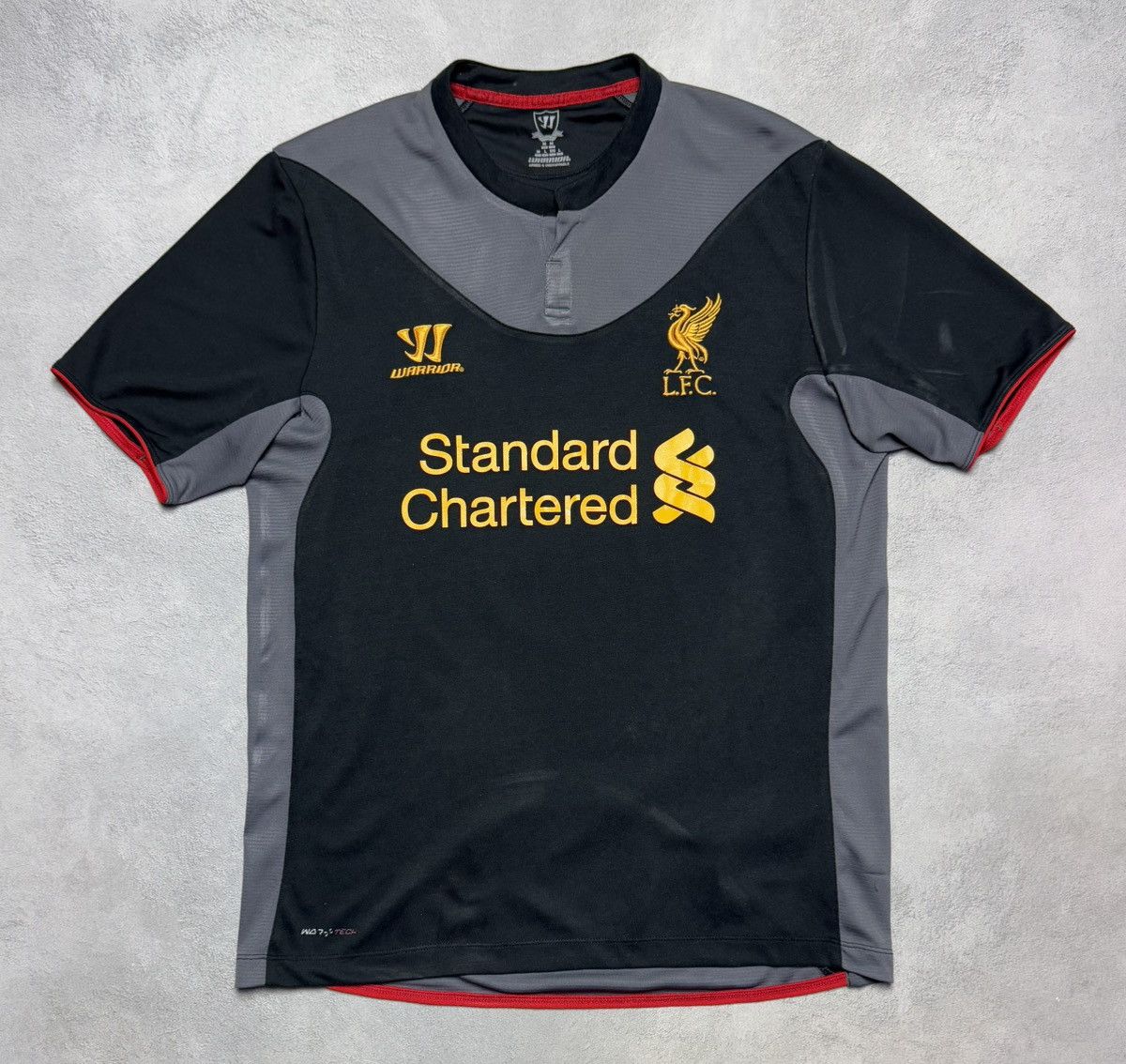 Warrior Liverpool 2012 2013 Away Shirt Jersey Warrior # 8 Gerrard Size US M / EU 48-50 / 2 - 2 Thumbnail