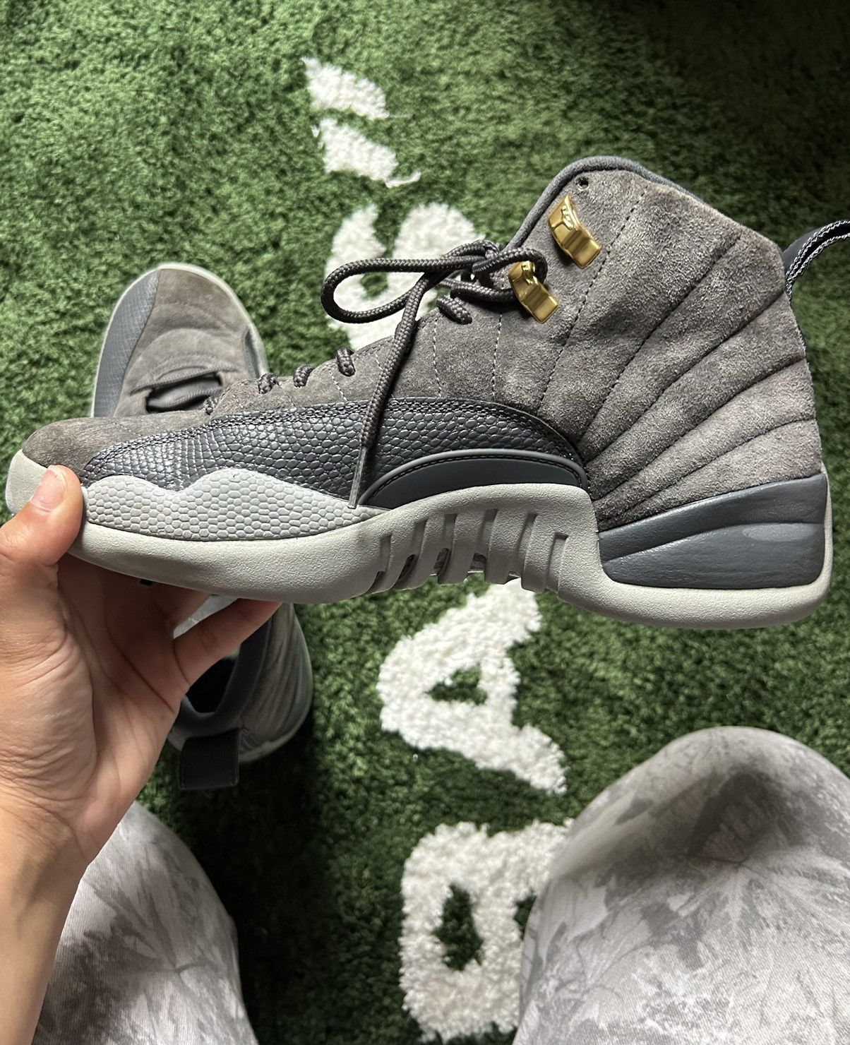 Jordan Brand × Vintage Jordan Grey Wolves 12s Size US 9 / EU 42 - 4 Thumbnail