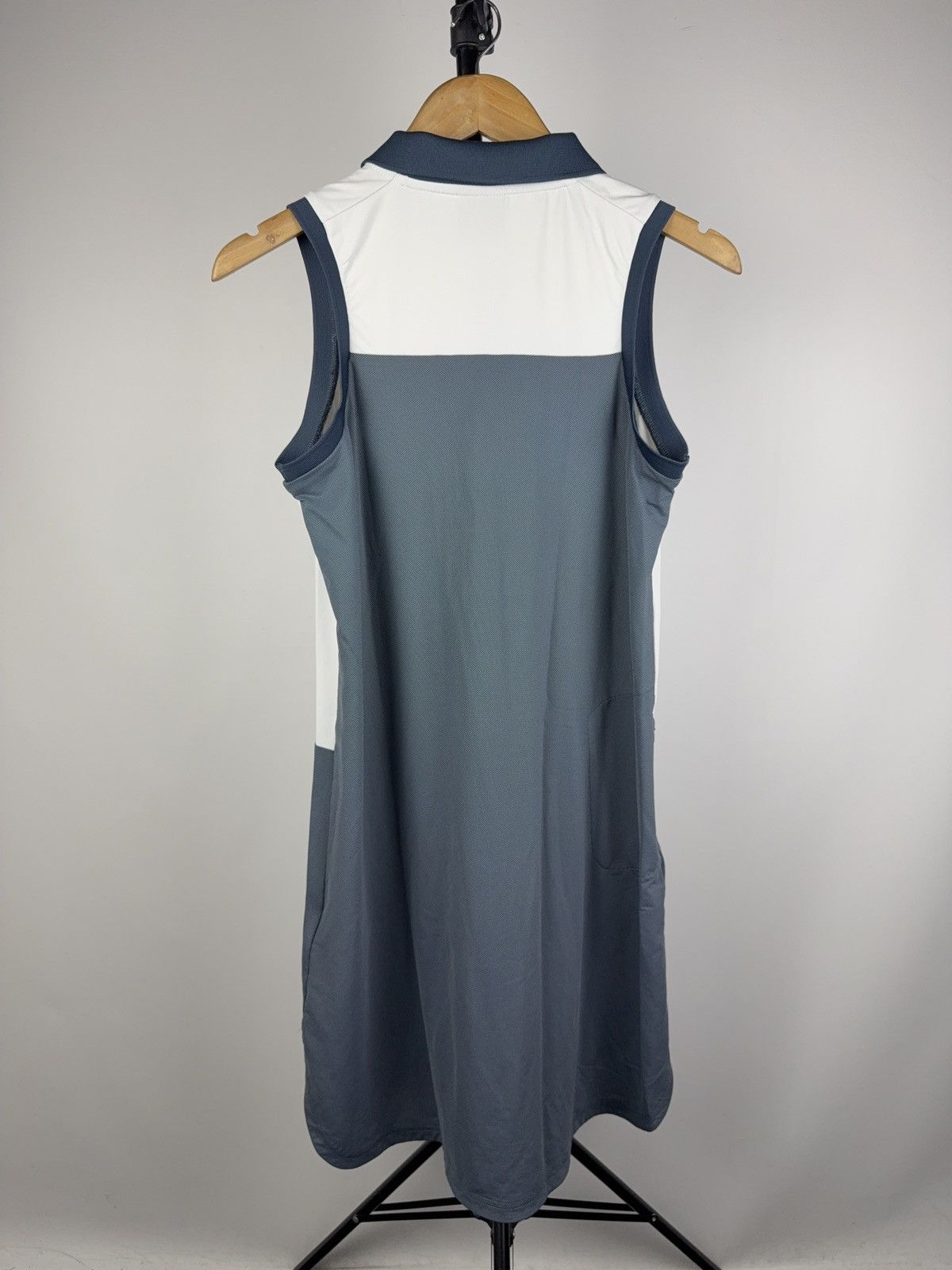 Peak Performance Outdoor Gorpcore Peak Performance midi dress Y2K Size M / US 6-8 / IT 42-44 - 8 Thumbnail