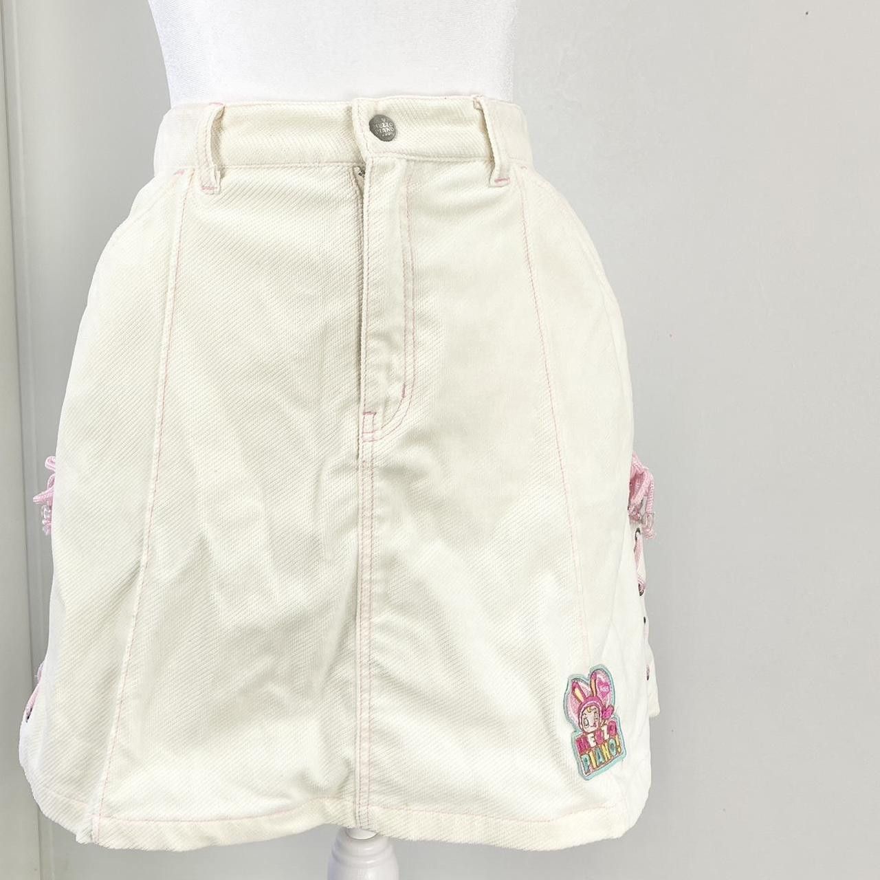 ✩ Mezzo Piano Off-White Embroidered Berrie-Chan Heart Midi