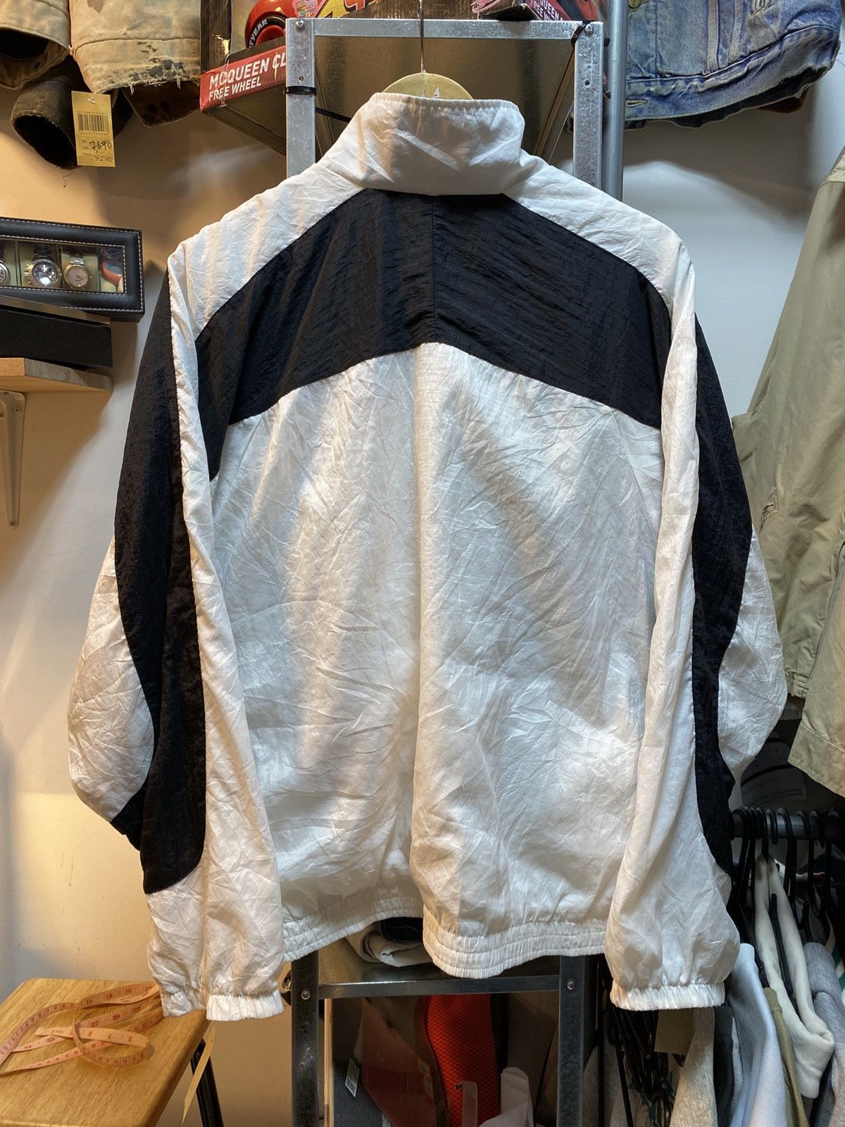 Nike Vintage Nike Swoosh Windbreaker Jacket Size US S / EU 44-46 / 1 - 3 Thumbnail