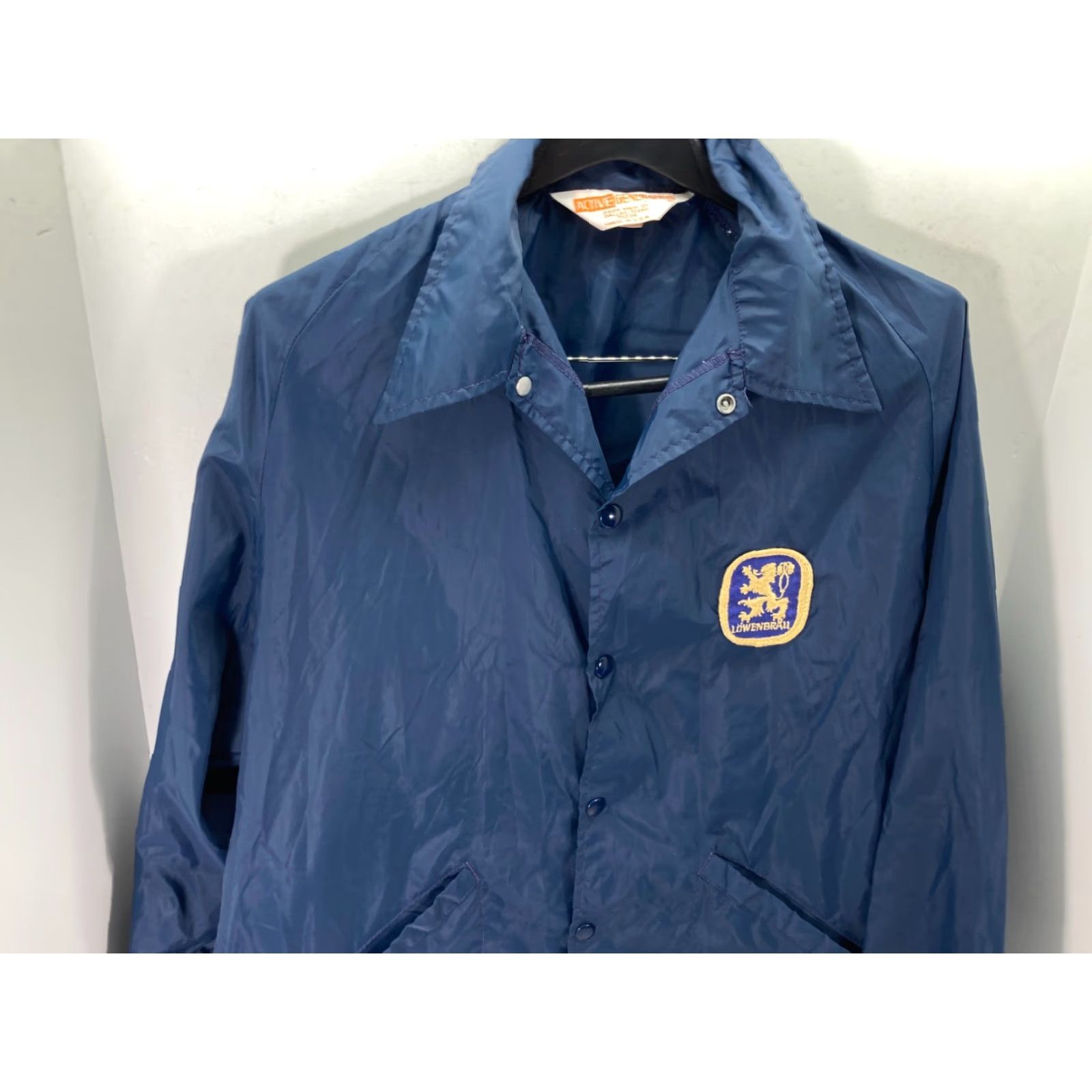 Vintage VINTAGE Active Generation Jacket Mens L Blue Snap Front Lowenbrau Beer Logo USA Jacket Size US L / EU 52-54 / 3 - 4 Thumbnail