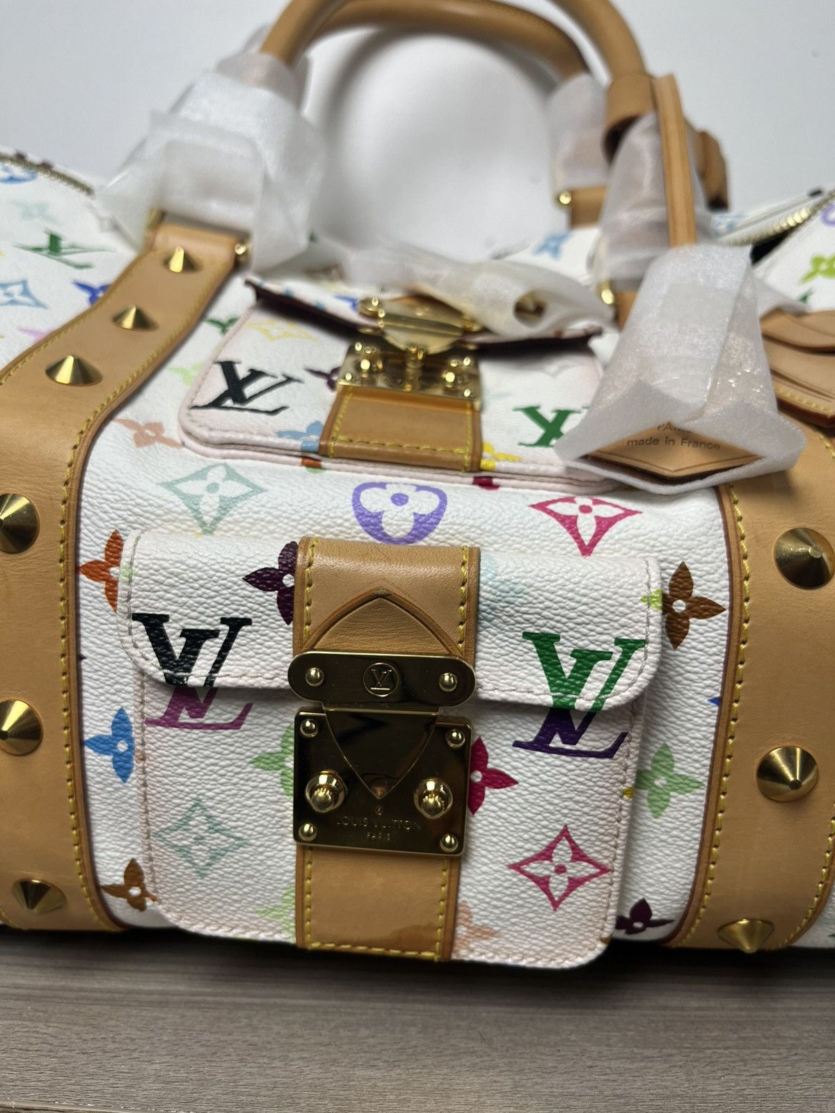 Louis Vuitton Louis Vuitton White Murakami Monogram Keepal 45 Size ONE SIZE - 6 Thumbnail