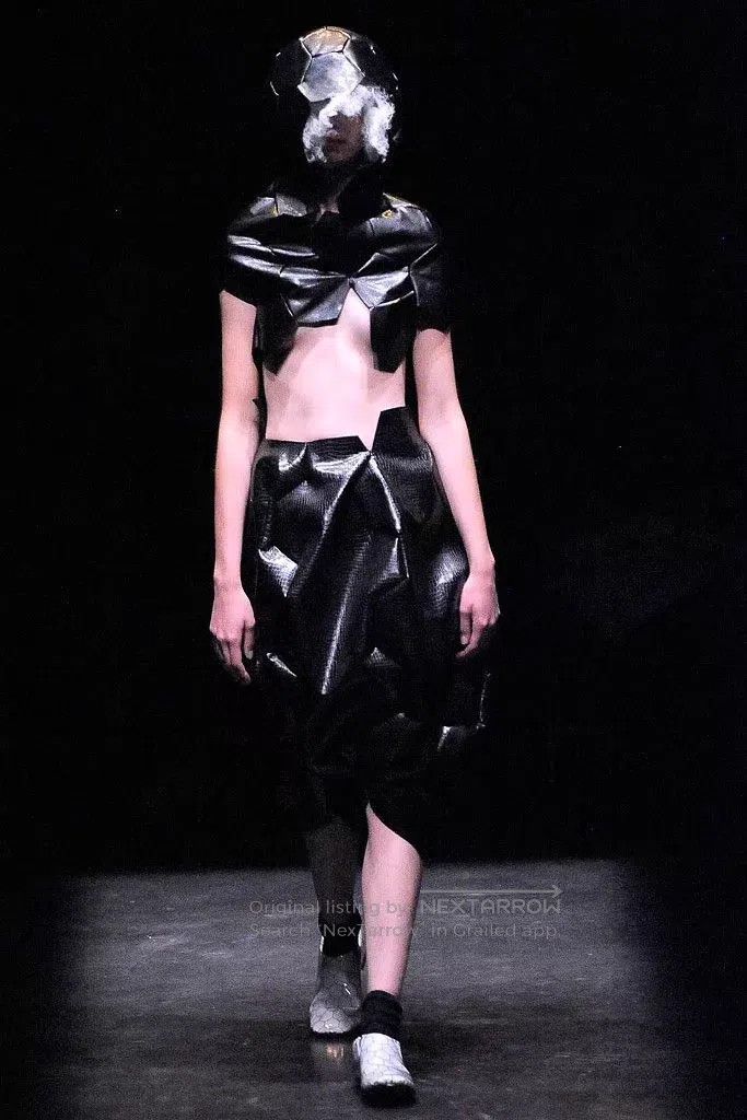 Comme des Garcons Comme des Garcons size S Anomalous armor skirt Size 23" - 1 Thumbnail