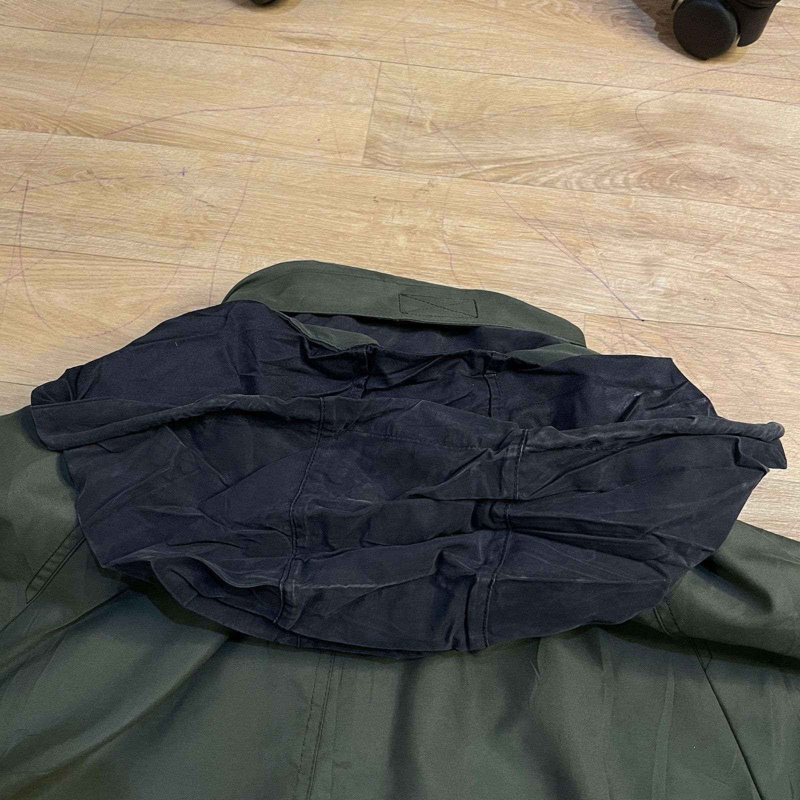 Burberry VINTAGE BURBERRY Jacket winter hooded men's GREEN OLIVE Size US XL / EU 56 / 4 - 12 Thumbnail