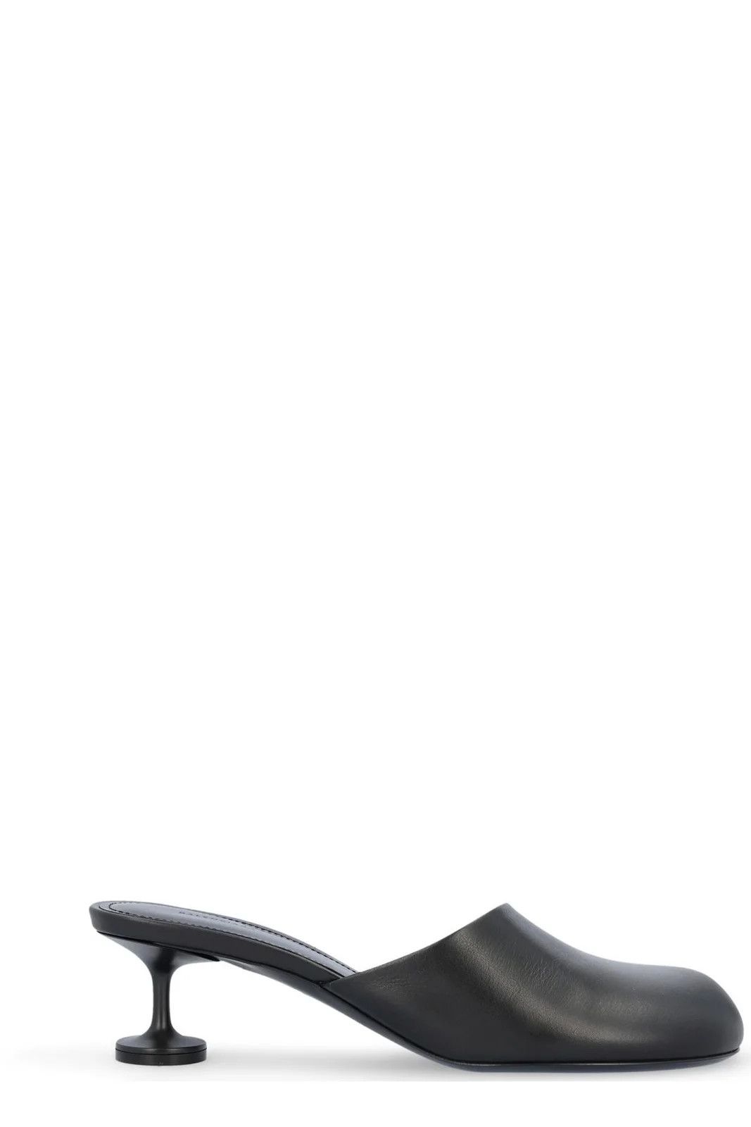 o1srvl11e0224 Lady Mules in Black