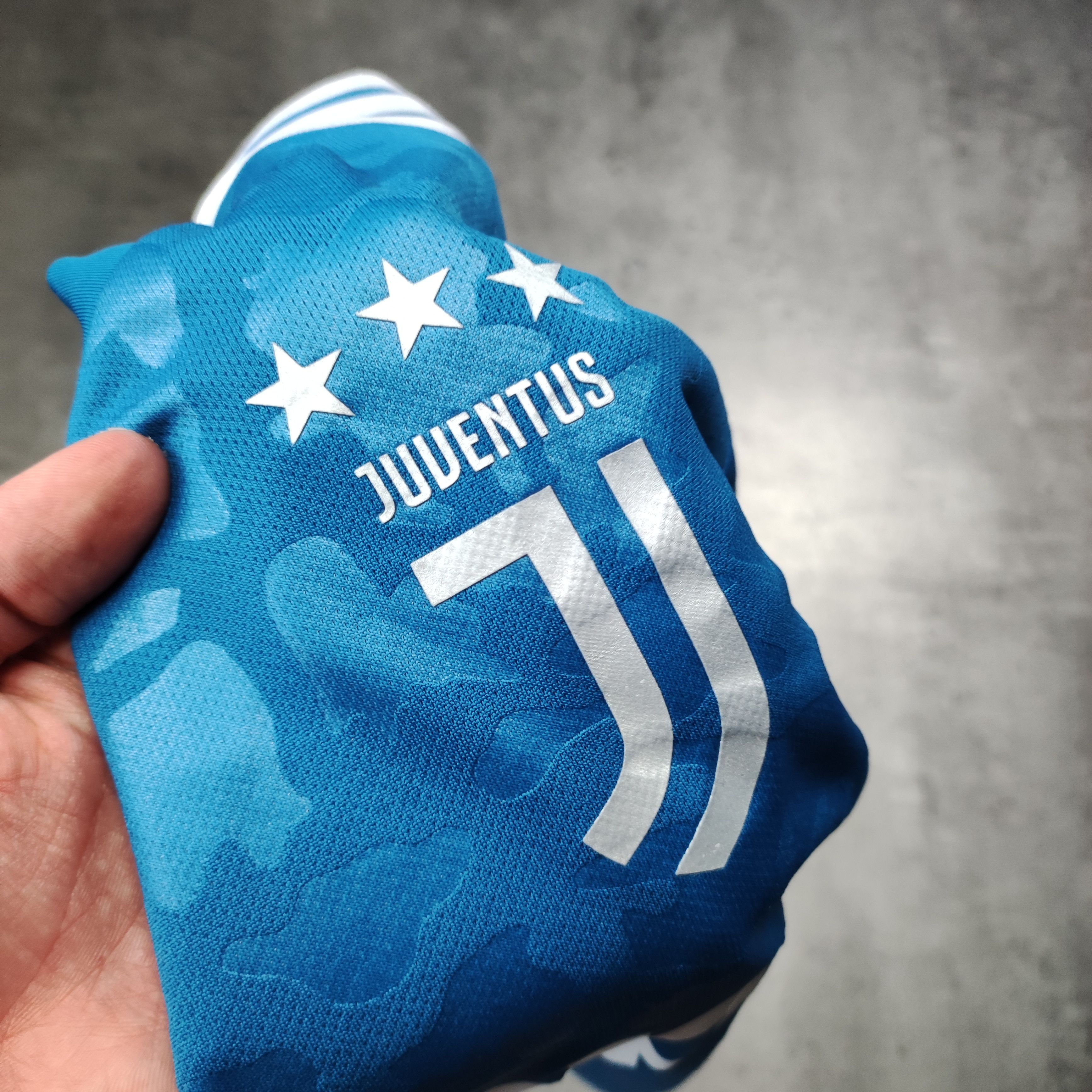 Adidas RARE #8 Ramsey Juventus FC Away Match Adidas Jersey Size US L / EU 52-54 / 3 - 6 Thumbnail