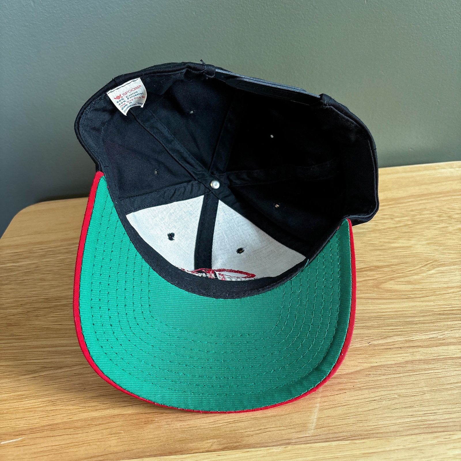 Vintage VTG Garth Brooks Country Music Tour Red Black SnapBack Hat Size ONE SIZE - 6 Thumbnail