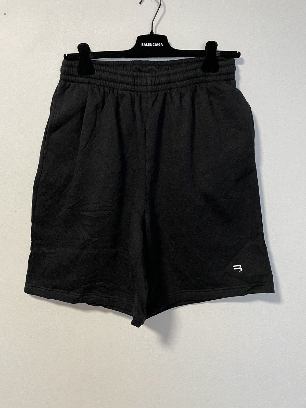 image of Balenciaga Wrinkled Sporty B Shorts in Black, Men's (Size 30)