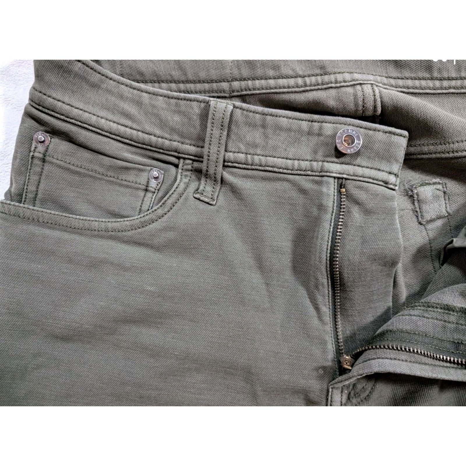 J Brand The Normal Brand Jeans Mens 30 Green Denim Pockets Slim 30X30 Jeans Mens Green Denim 5-Pocket Slim 30 in Inseam 30 Size US 30 / EU 46 - 3 Thumbnail