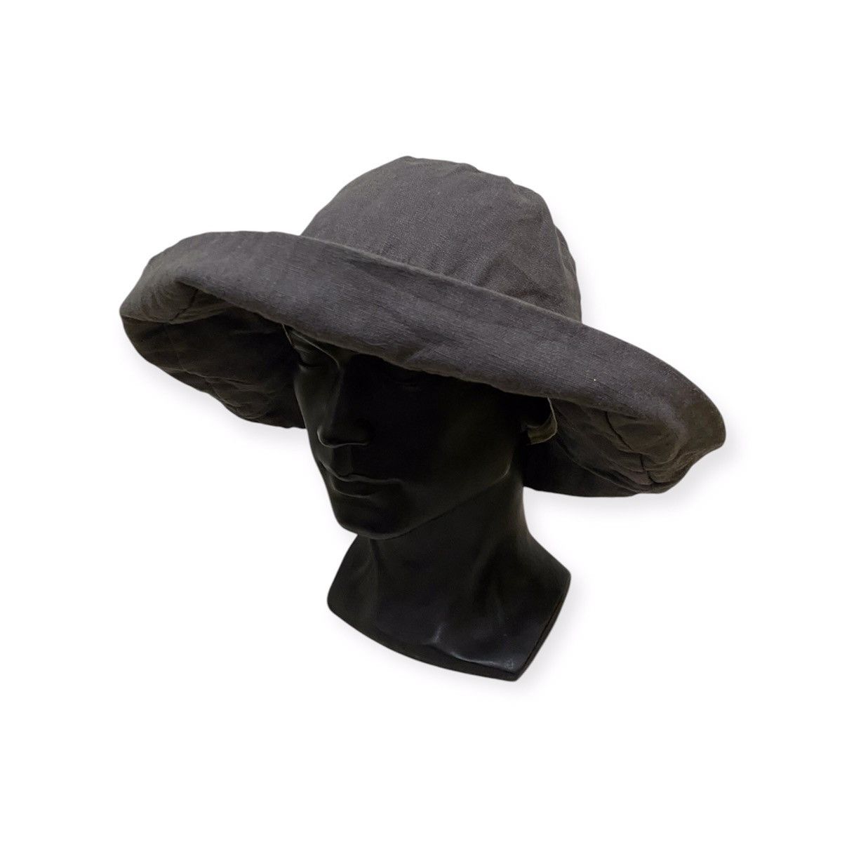 Japanese Brand Japanese Brand Ease Plain Bucket Hat Size ONE SIZE - 1 Thumbnail