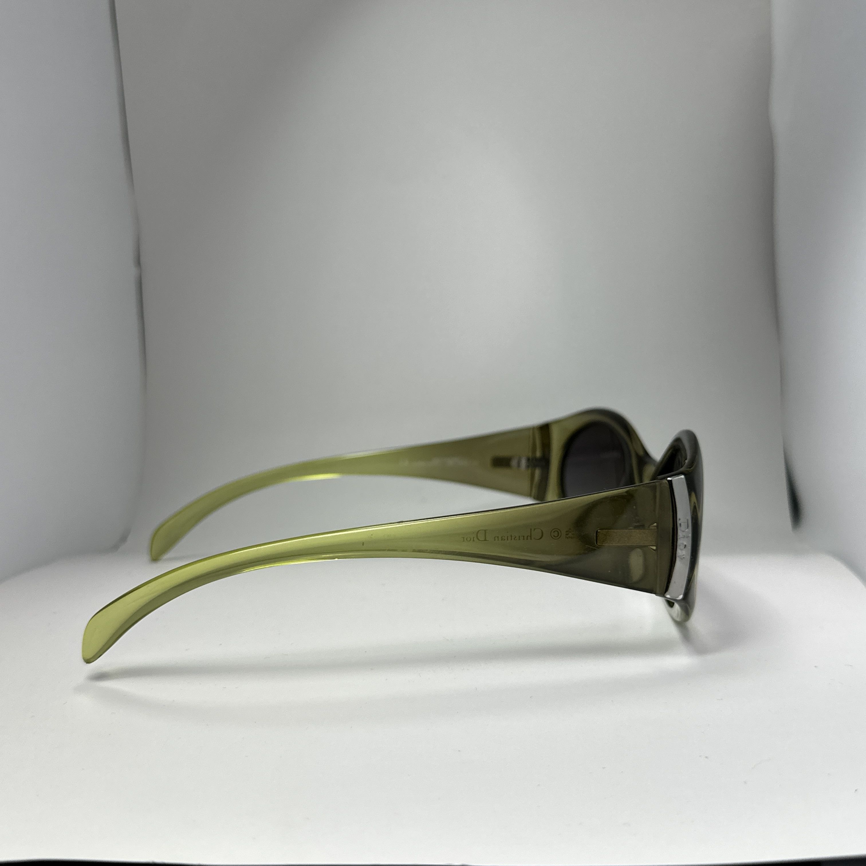 Dior Vintage Avant Garde Dior Comic Strip Sunglasses 00s Size ONE SIZE - 5 Thumbnail