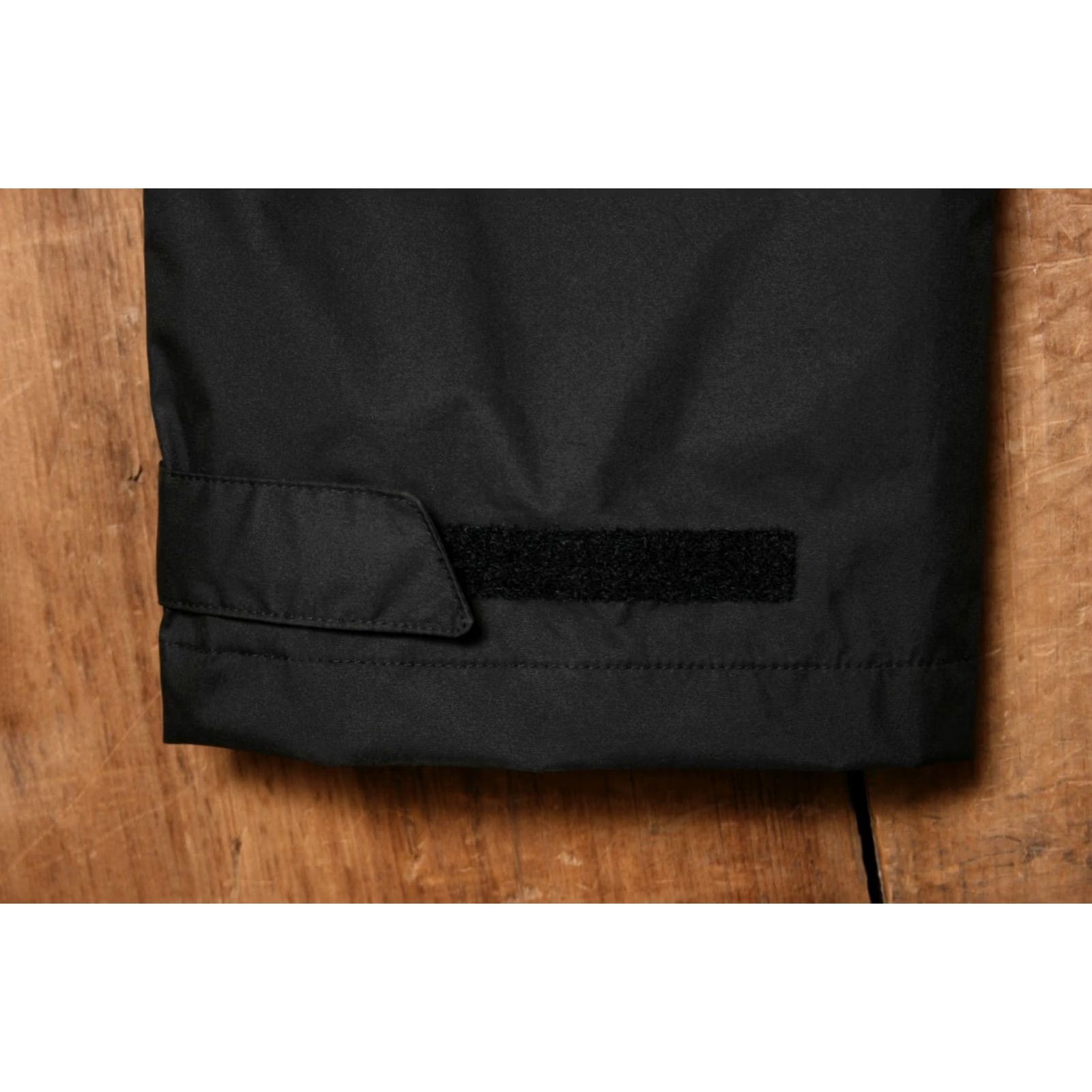 Helly Hansen HELY HANSEN Workwear Manchester Waterproof Windproof Rain Pants Men's Sz. S, Black, Polyester, Inseam 29.5 in, Waterproof, Rain Pants, Men, Size S Size US 29 - 7 Thumbnail