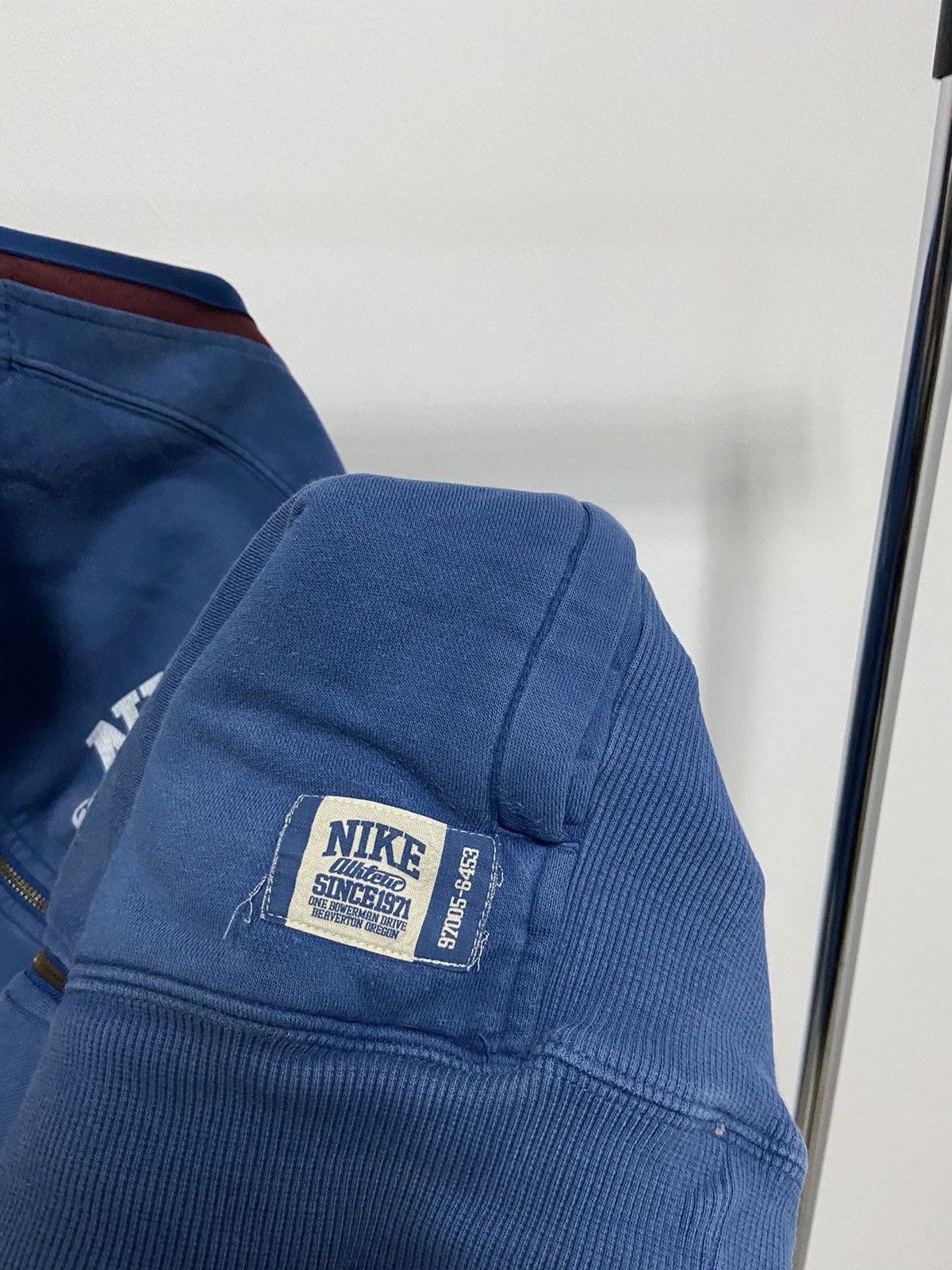 Nike × Vintage Nike zip Sweatshirt Logo Vintage 90s jacket stripe Size US XL / EU 56 / 4 - 4 Thumbnail