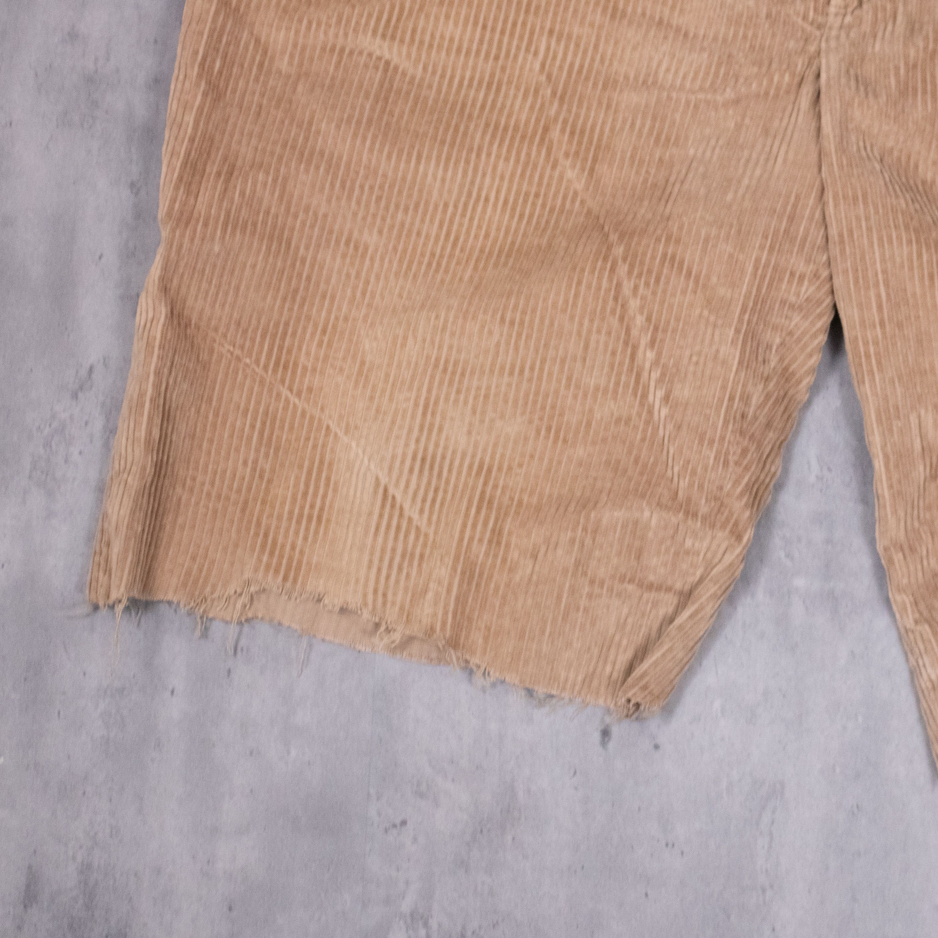 Vintage Vintage 1980’s Baggy Relax Fit Wide Legged Courodry Shorts Size US 38 / EU 54 - 5 Thumbnail