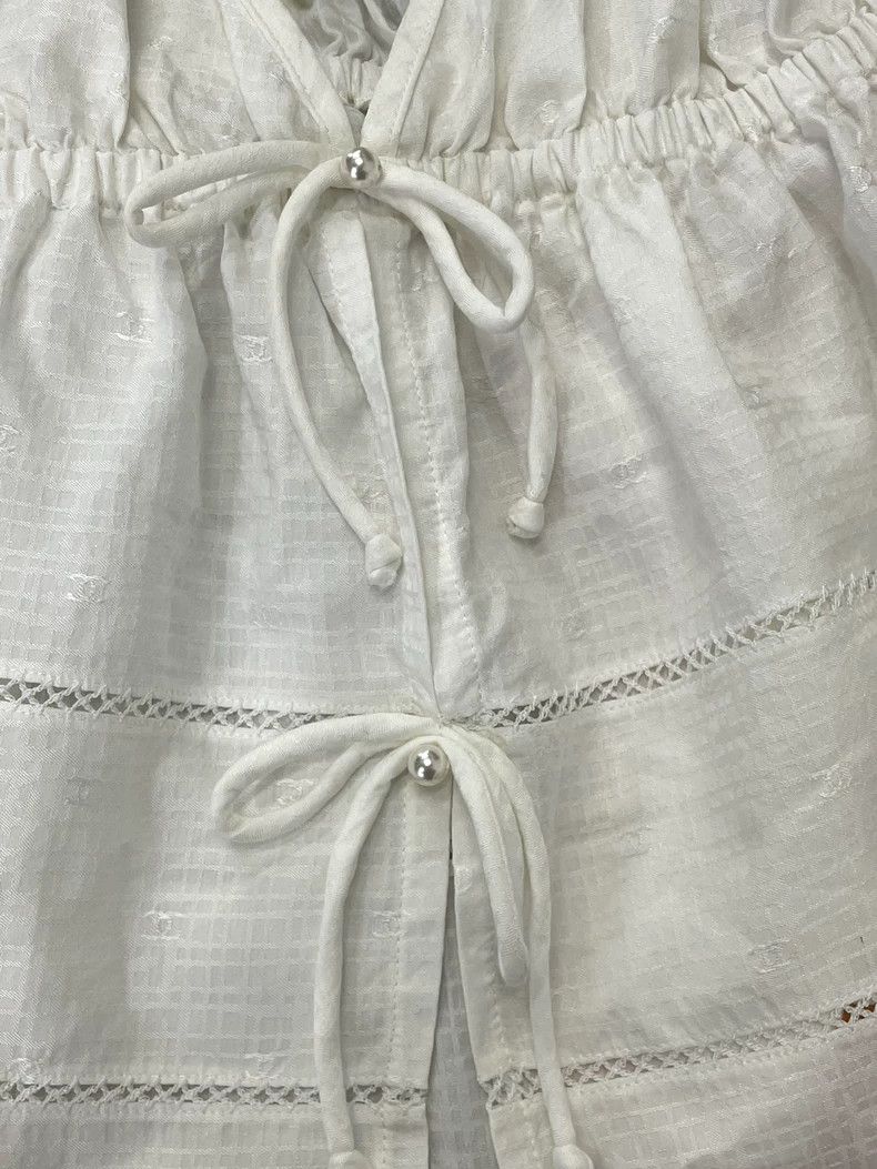 Chanel chanel 25P white bow hollow strap Size XS / US 0-2 / IT 36-38 - 2 Thumbnail
