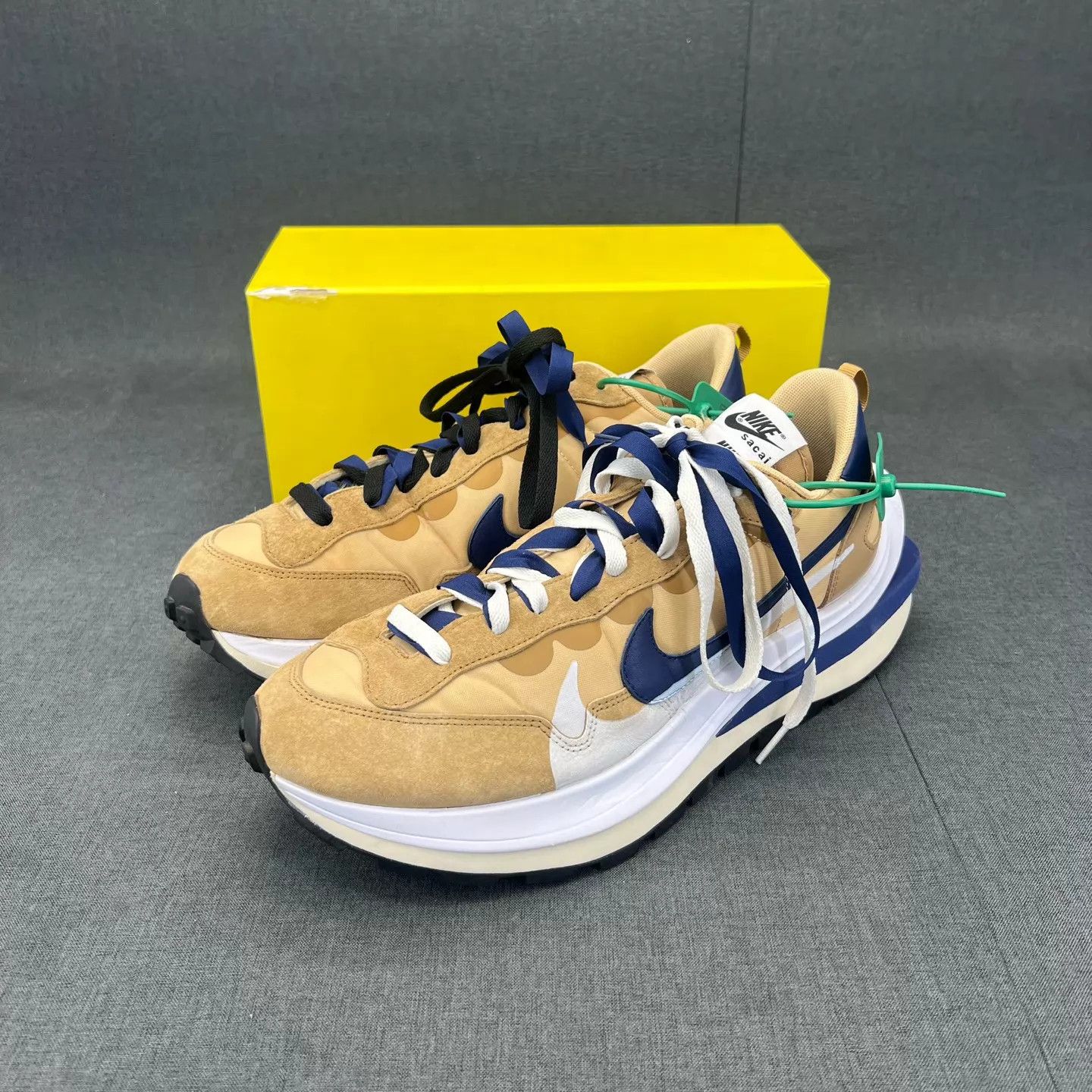 Nike Nike sacai vaporwaffle sesame khaki 47.5 like new 1 wear Size US 14 / EU 47 - 1 Thumbnail