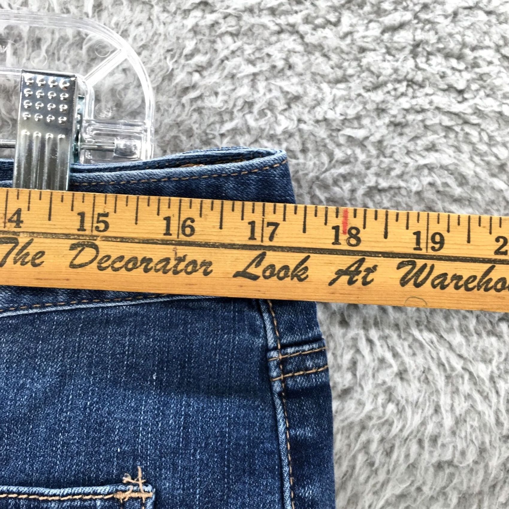 Vintage Maurices Jeans Womens Bootcut Regular Blue Dark Wash Denim Mid Rise Zip Fly 4 Mens Womens Girls Girls Size 27" / US 4 / IT 40 - 5 Thumbnail