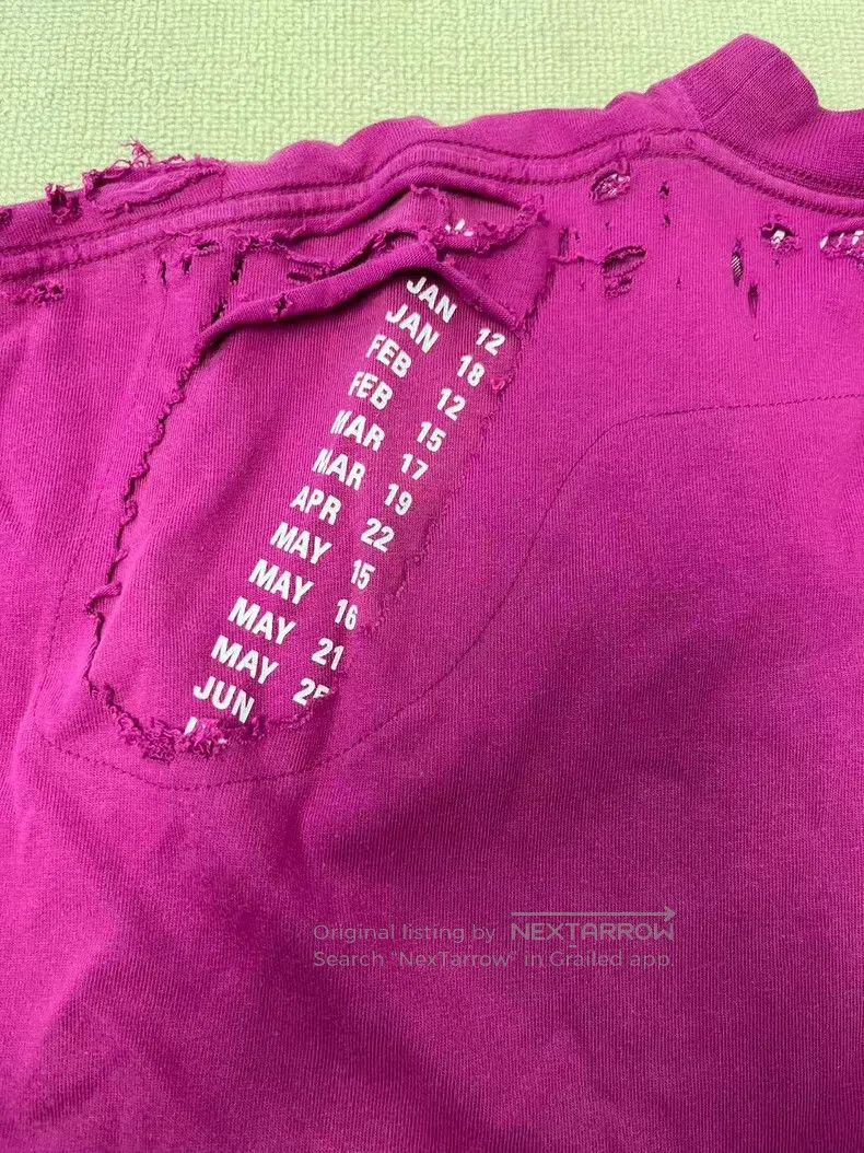 Balenciaga Balenciaga Logo holey sports faded distressed round neck s Size US M / EU 48-50 / 2 - 3 Thumbnail