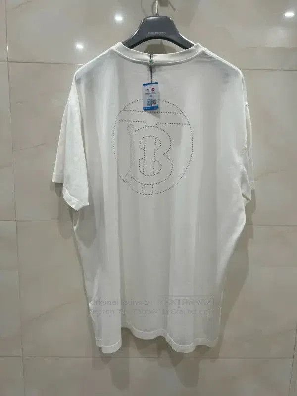 Burberry Burberry White Cotton Women's T-Shirt. Size L / US 10 / IT 46 - 1 Thumbnail