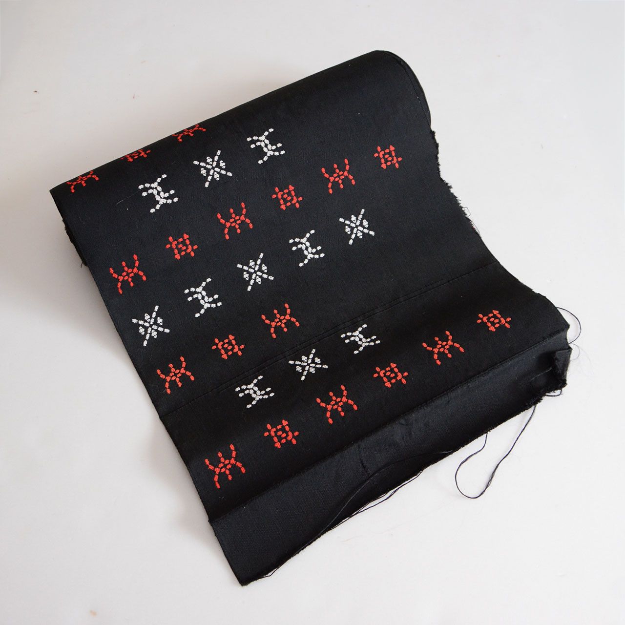 Japanese Brand Japan Vintage Embroidered Cotton Textile in Bolt Size ONE SIZE - 1 Thumbnail
