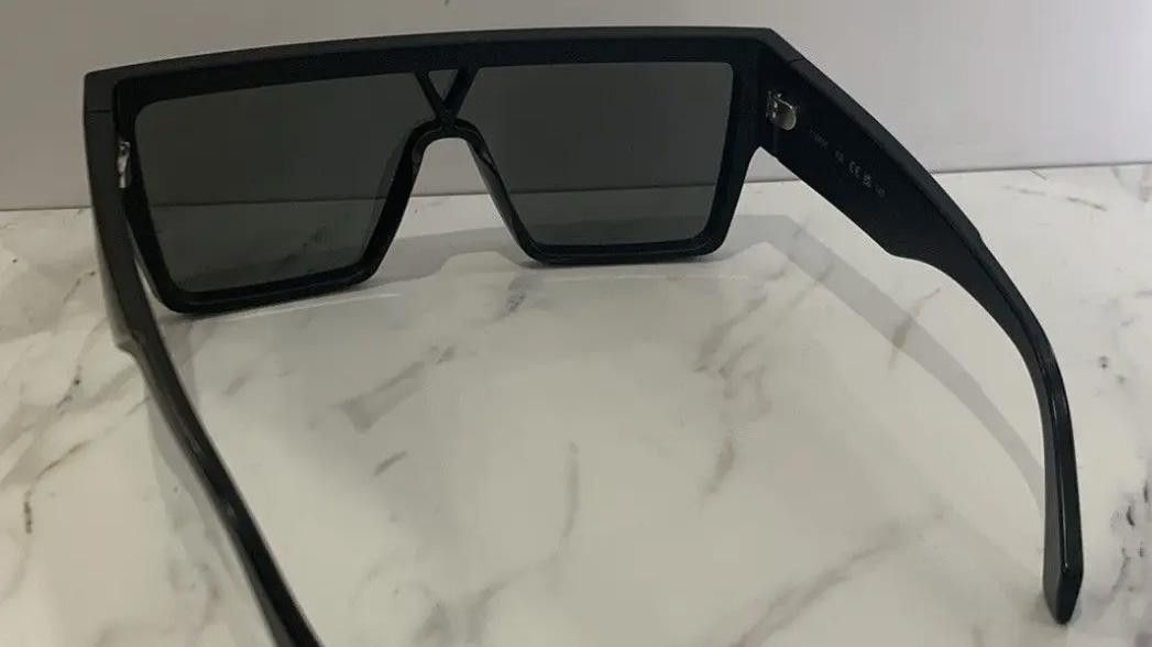Louis Vuitton Louis Vutton Monogram Sunglasses Size ONE SIZE - 2 Thumbnail