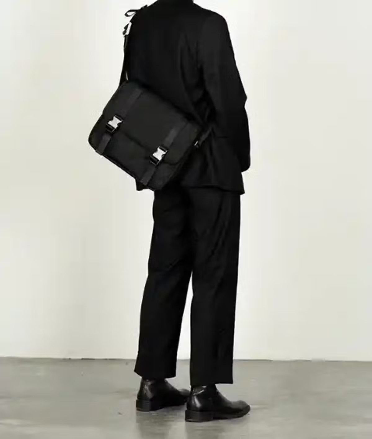 Individualized Shirts Fashion shoulder bag messenger bag vintage Size ONE SIZE - 4 Thumbnail