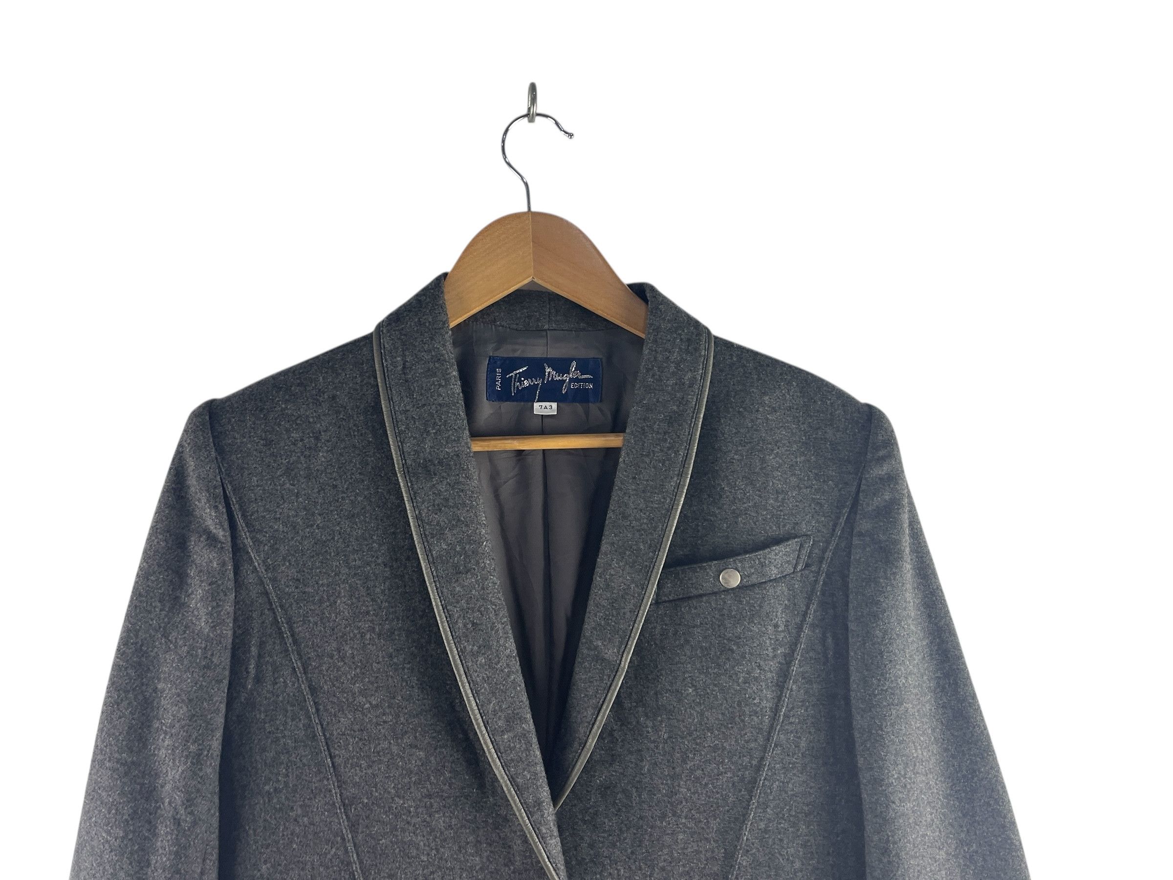 Thierry Mugler Vintage Thierry Mugler Paris Edition Tailored Blazer Jacket Size US S / EU 44-46 / 1 - 8 Thumbnail